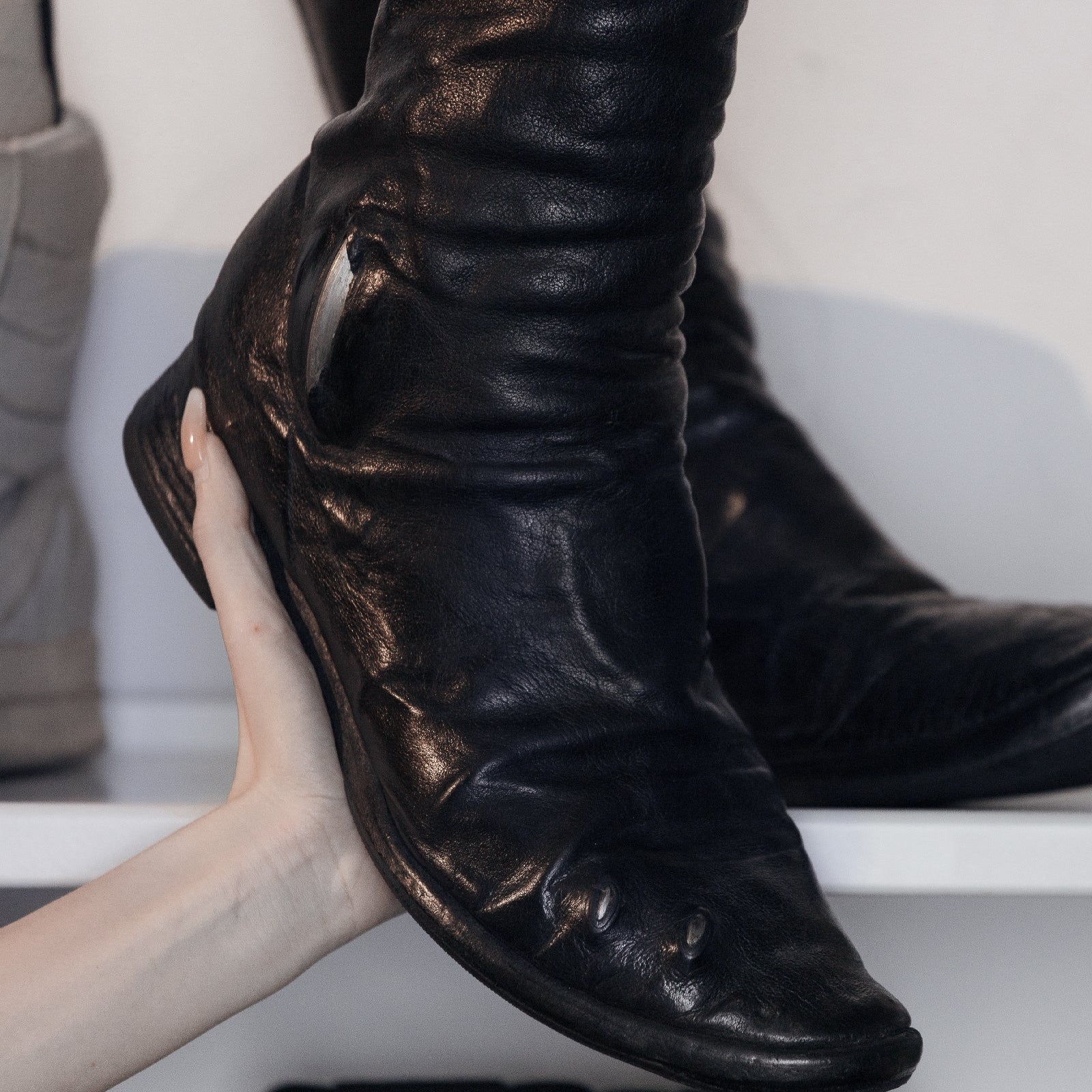 CAROL CHRISTIAN POELL Titanium Prosthetic Tornado Boots SZ: 8