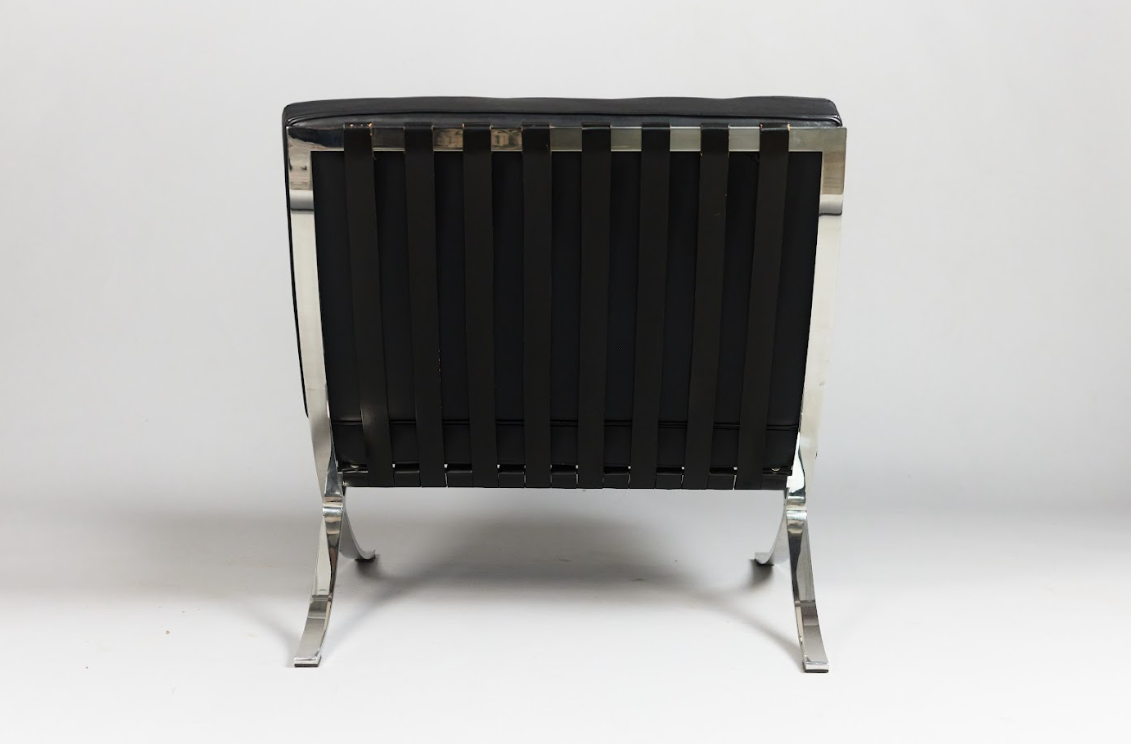 Barcelona Chair by Ludwig Mies van der Rohe & Lilly Reich for Knoll, 1929s