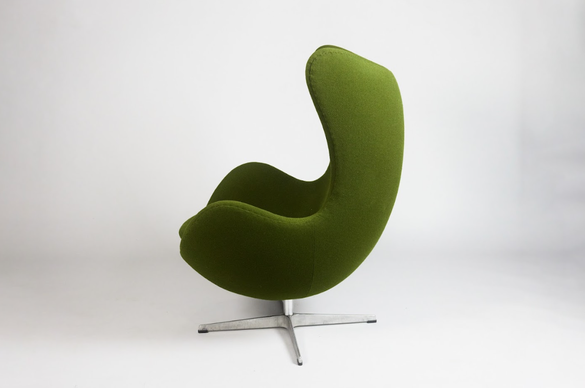 Egg Chair with Ottoman by Arne Jacobsen for Fritz Hansen, 1958 Green