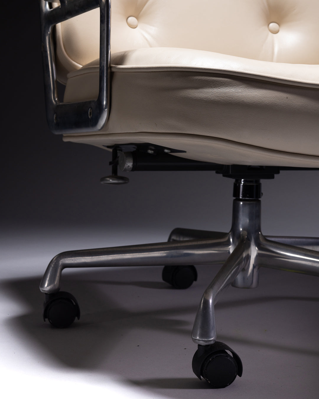 Eames Time Life Chair by Charles and Ray Eames for Herman Miller, 1961 White