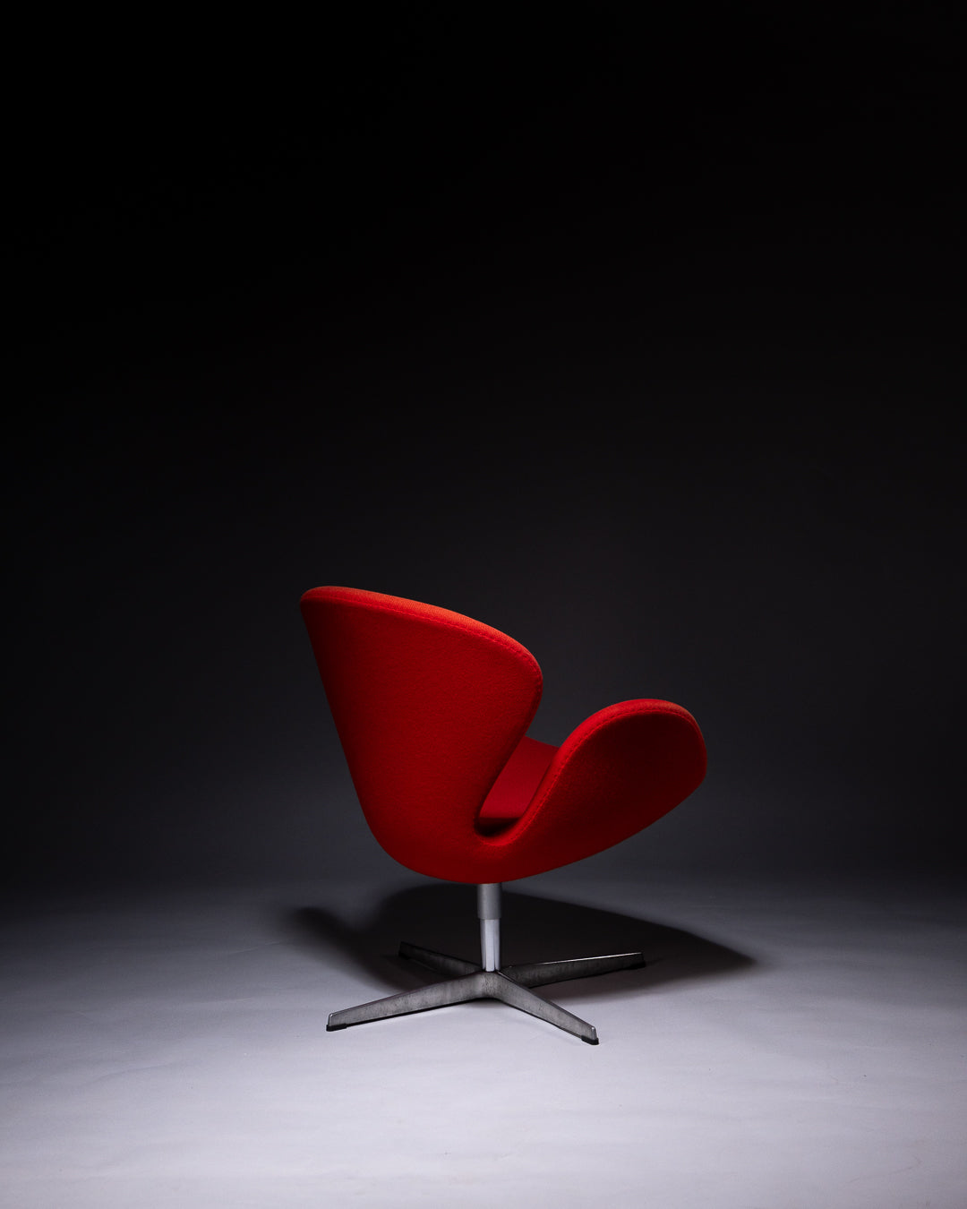 Swan Chair by Arne Jacobsen for Fritz Hansen, 1958