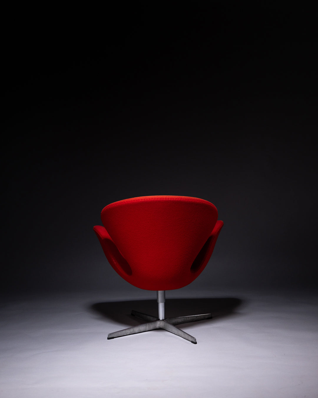 Swan Chair by Arne Jacobsen for Fritz Hansen, 1958