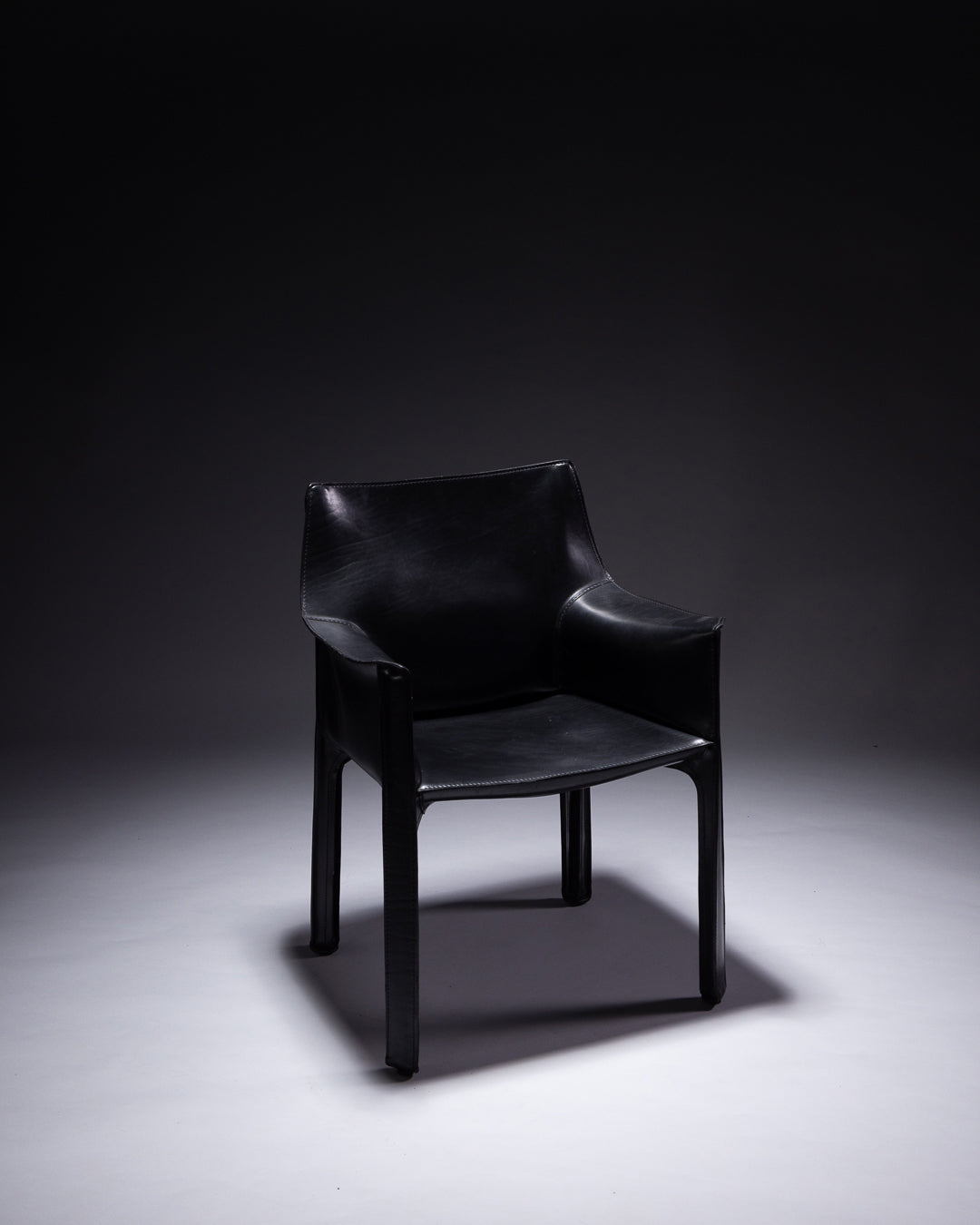CAB 413 by Mario Bellini Cassina for Cassina, 1977