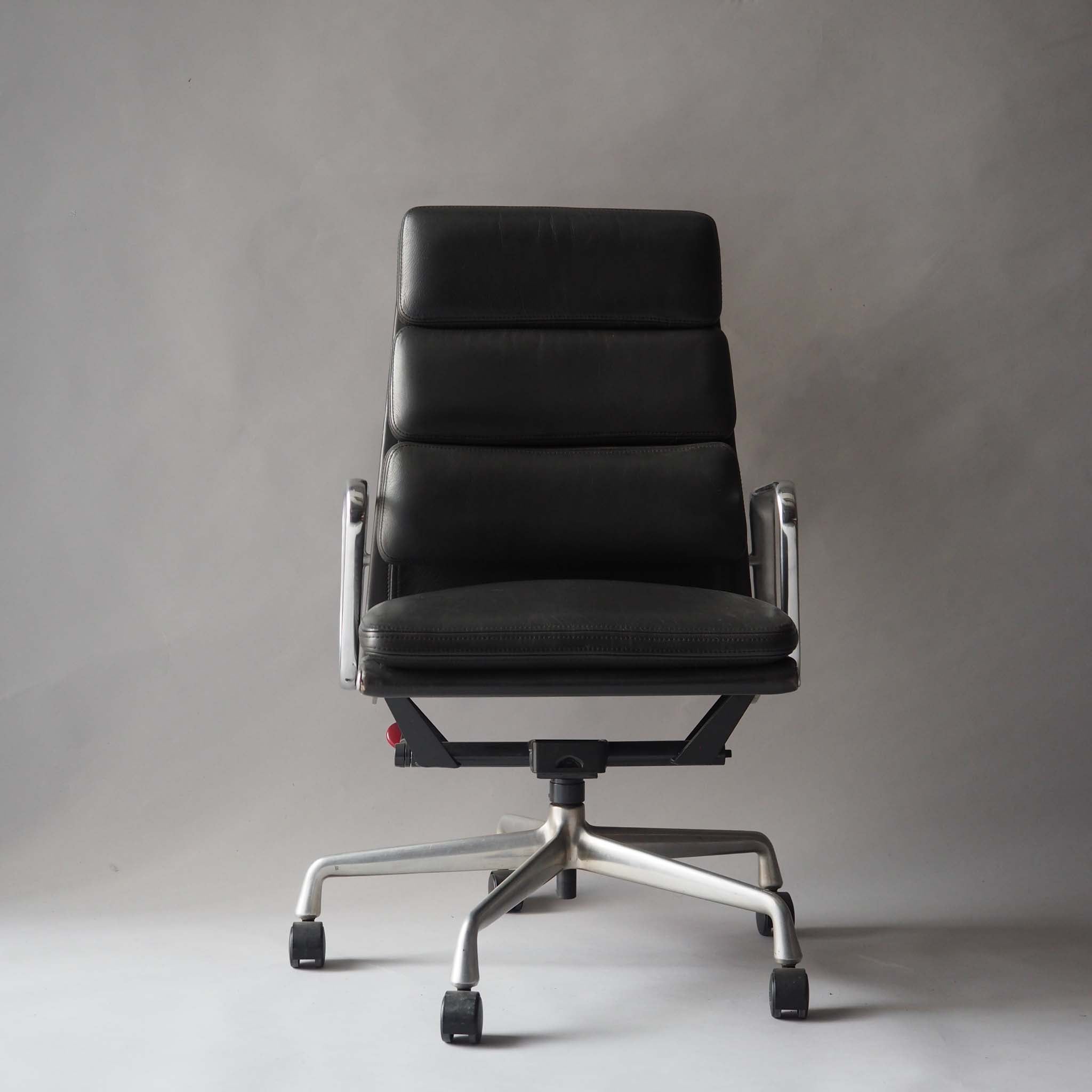 Soft Pad Office Chair by Charles and Ray Eames for Herman Miller, 1990s #26