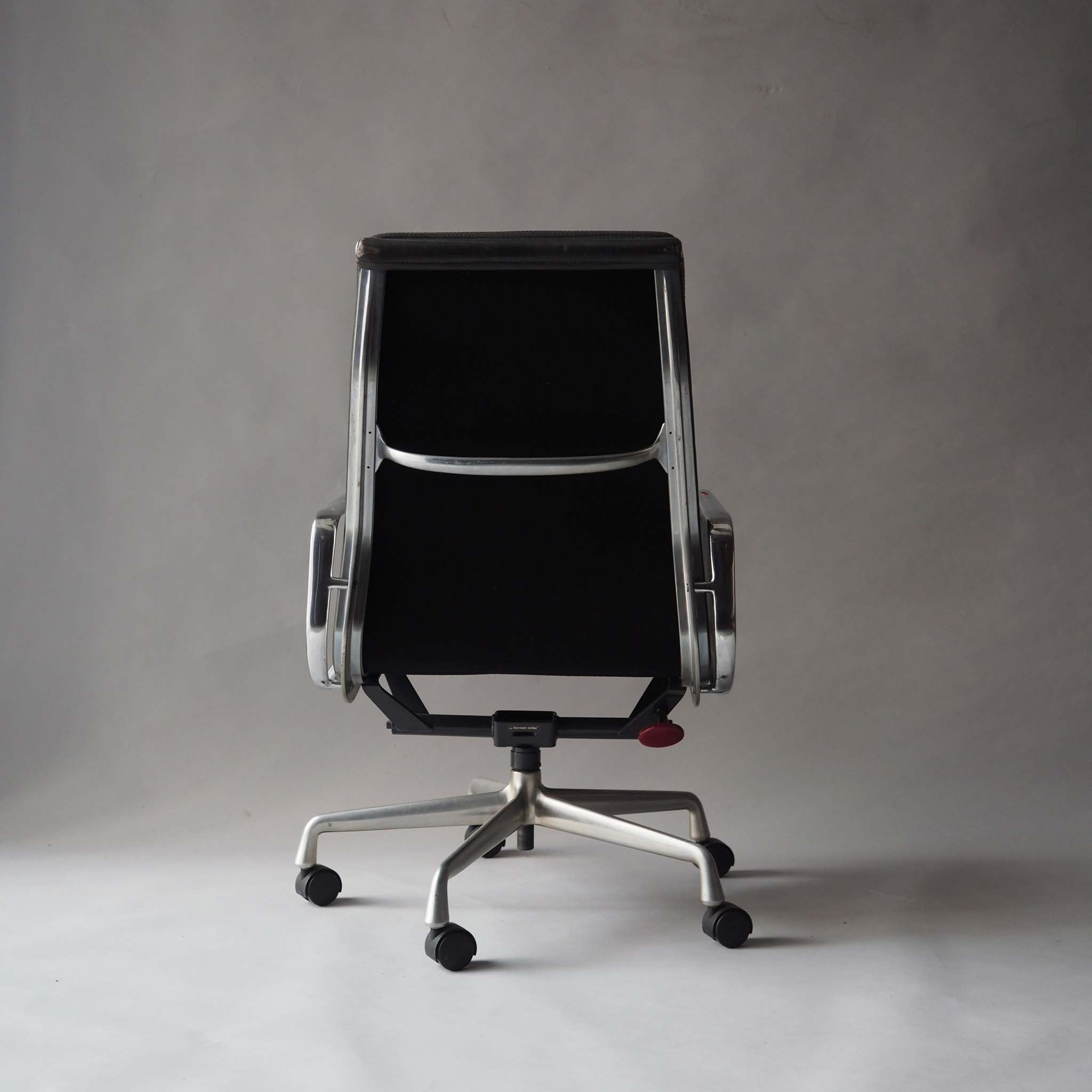 Soft Pad Office Chair by Charles and Ray Eames for Herman Miller, 1990s #26