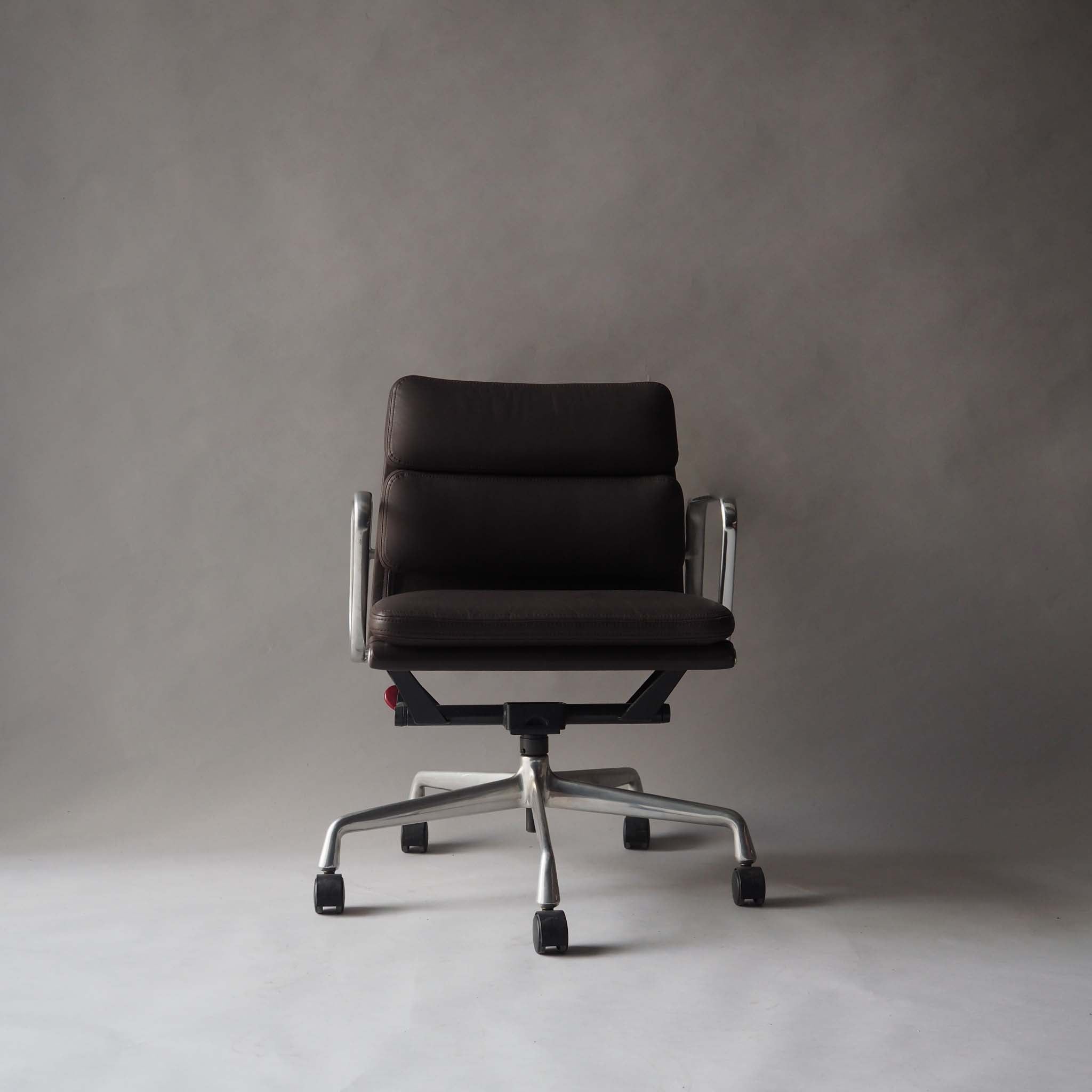 Soft Pad Office Chair by Charles and Ray Eames for Herman Miller, 1990s #4