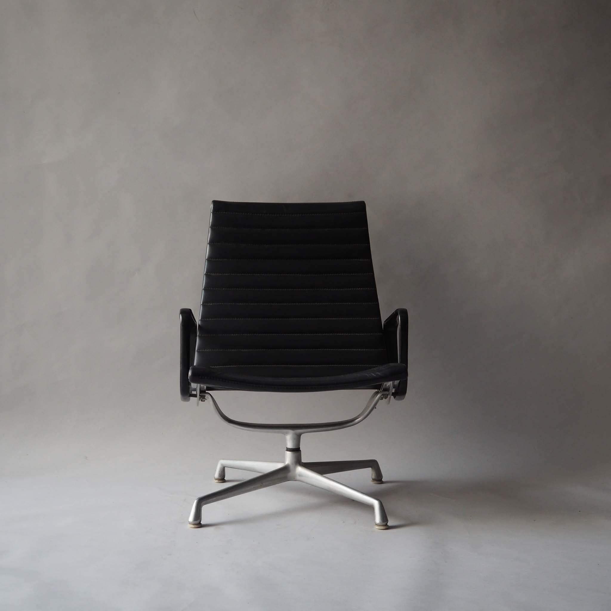 Eames AG Lounge Chair by Charles and Ray Eames for Herman Miller, 1990s #A3