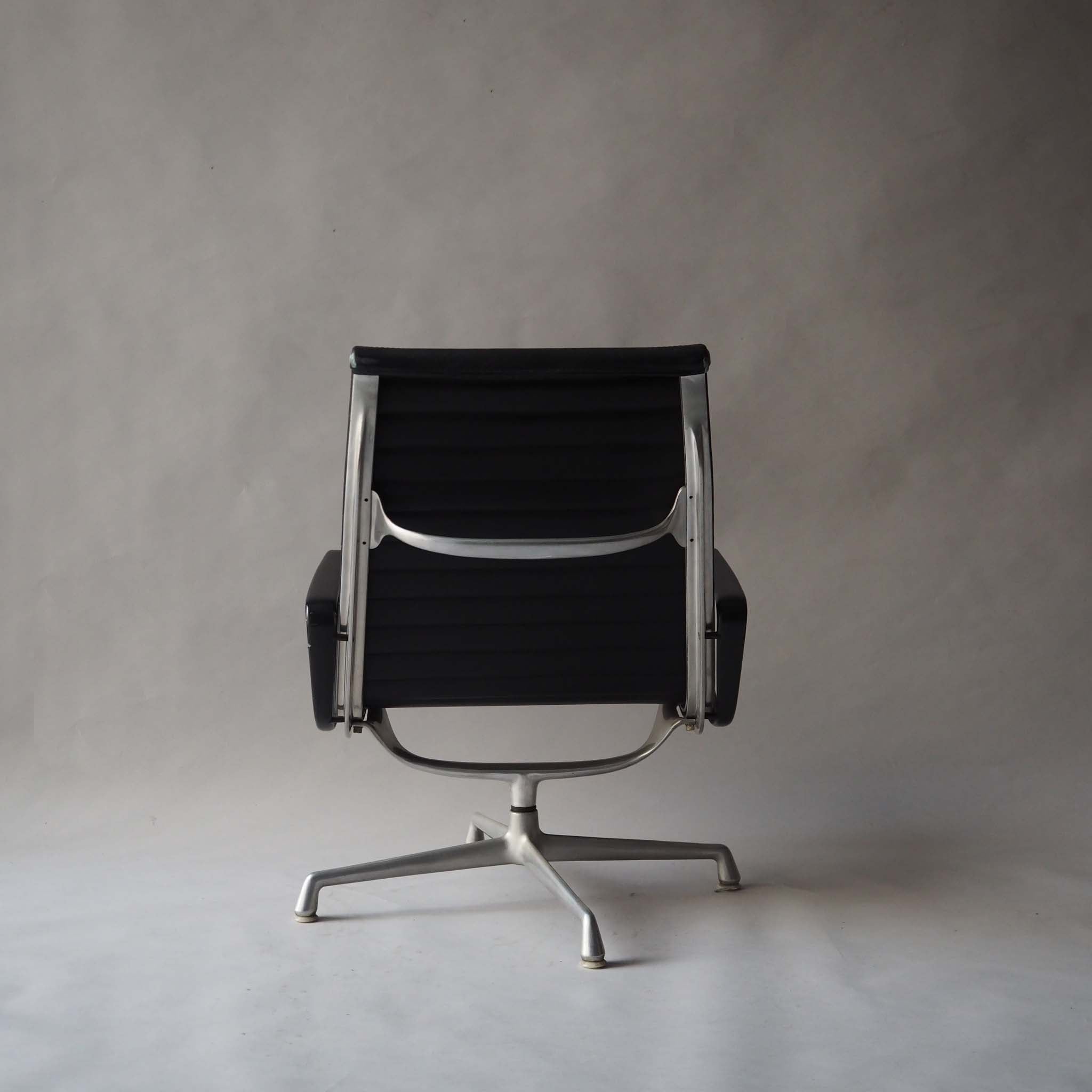 Eames AG Lounge Chair by Charles and Ray Eames for Herman Miller, 1990s #A4