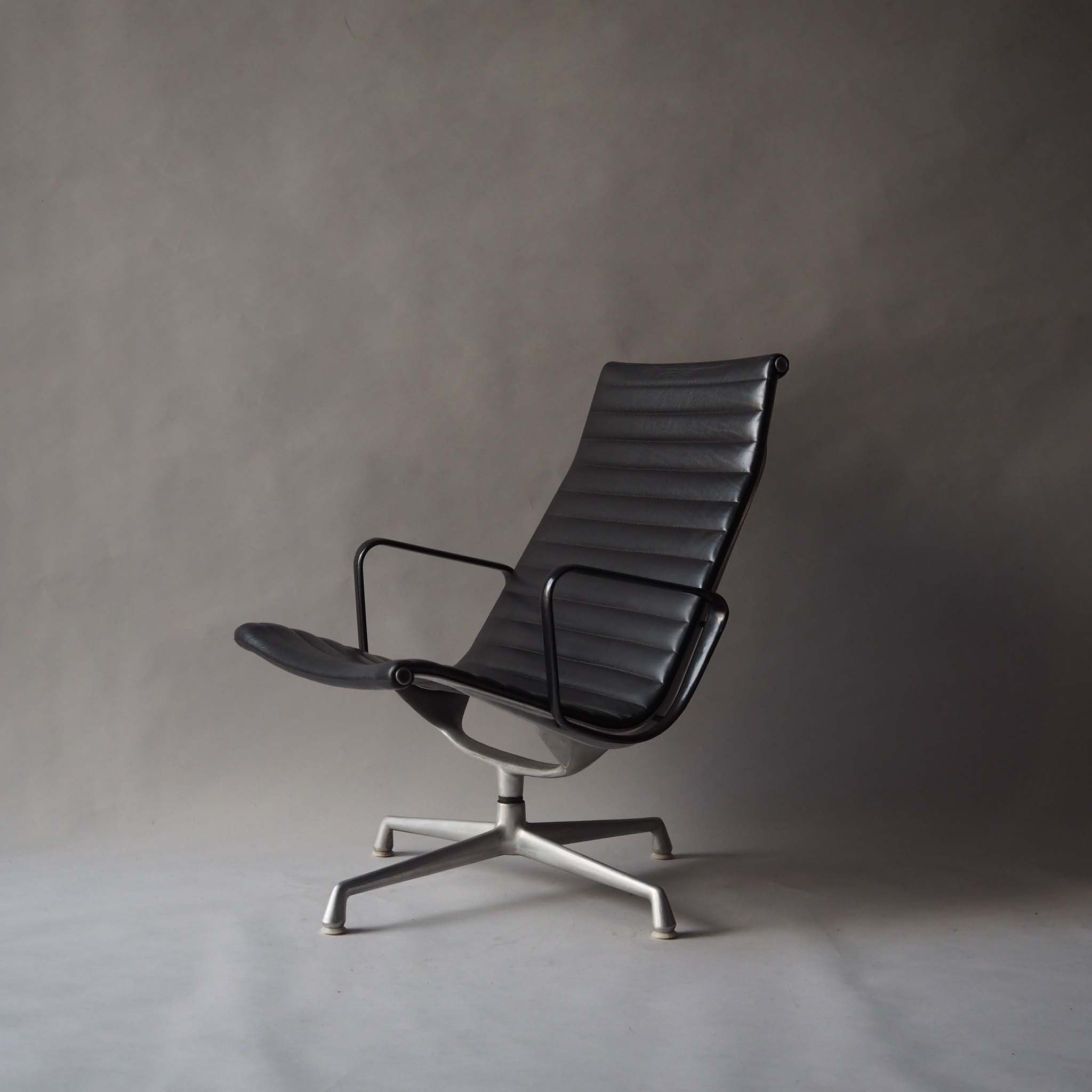 Eames AG Lounge Chair by Charles and Ray Eames for Herman Miller, 1990s #A2