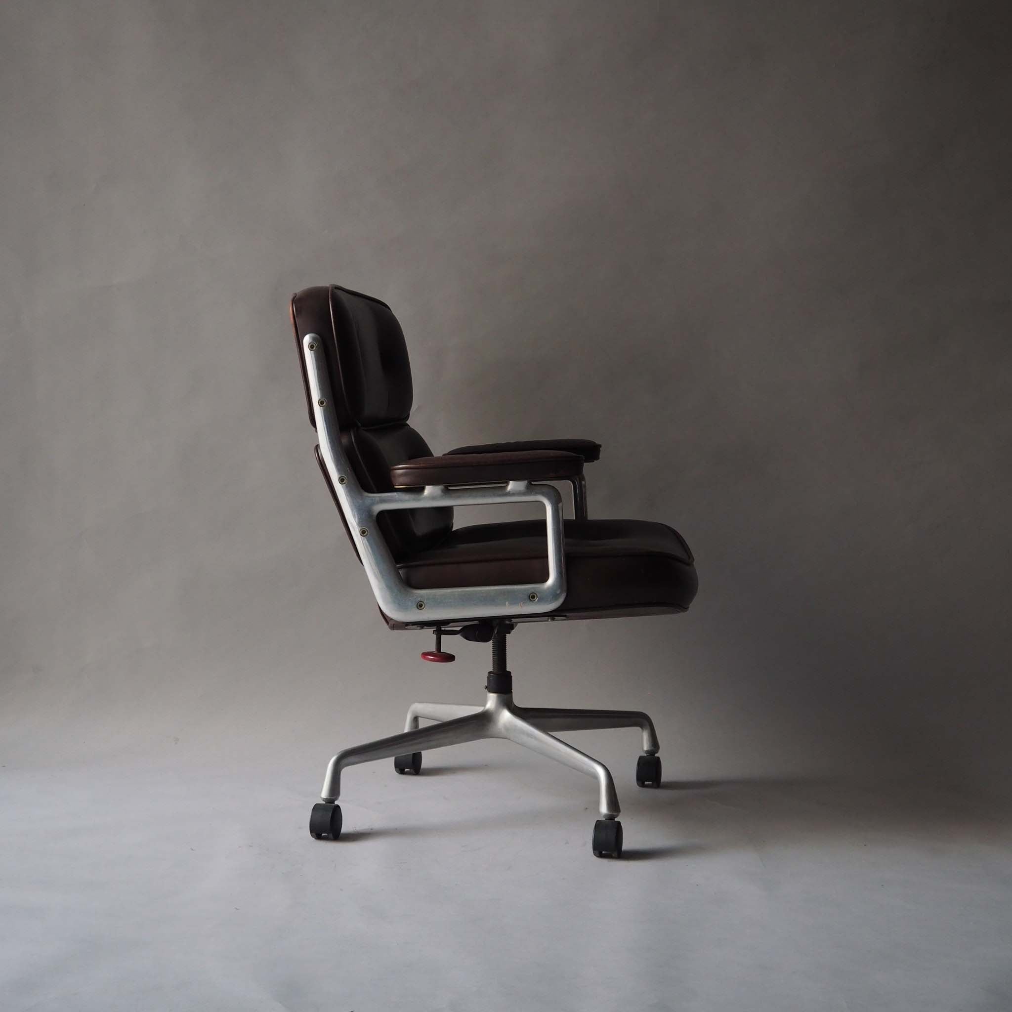 Eames Time Life Chair by Charles and Ray Eames for Herman Miller, 1961