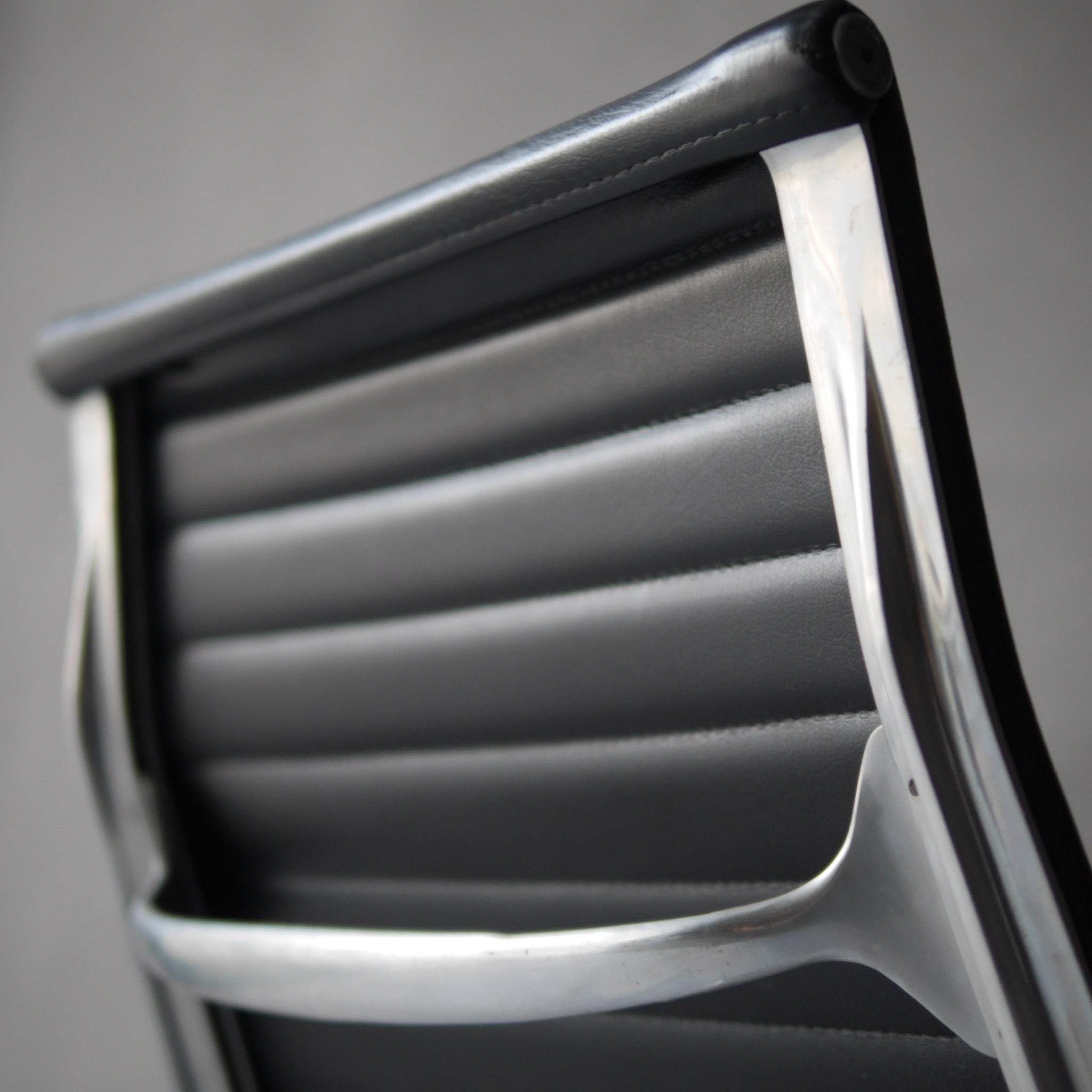 Eames AG Lounge Chair by Charles and Ray Eames for Herman Miller, 1990s #A2