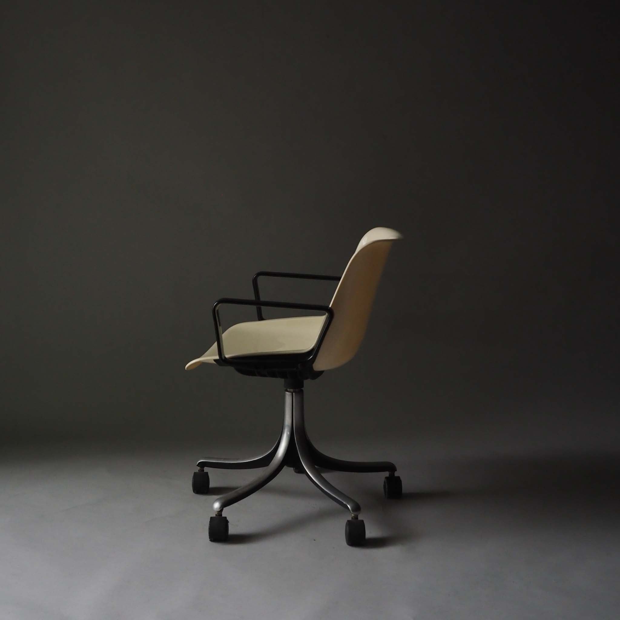 Tecno Office Chair by Osvaldo Borsani For Tecno, 1980s