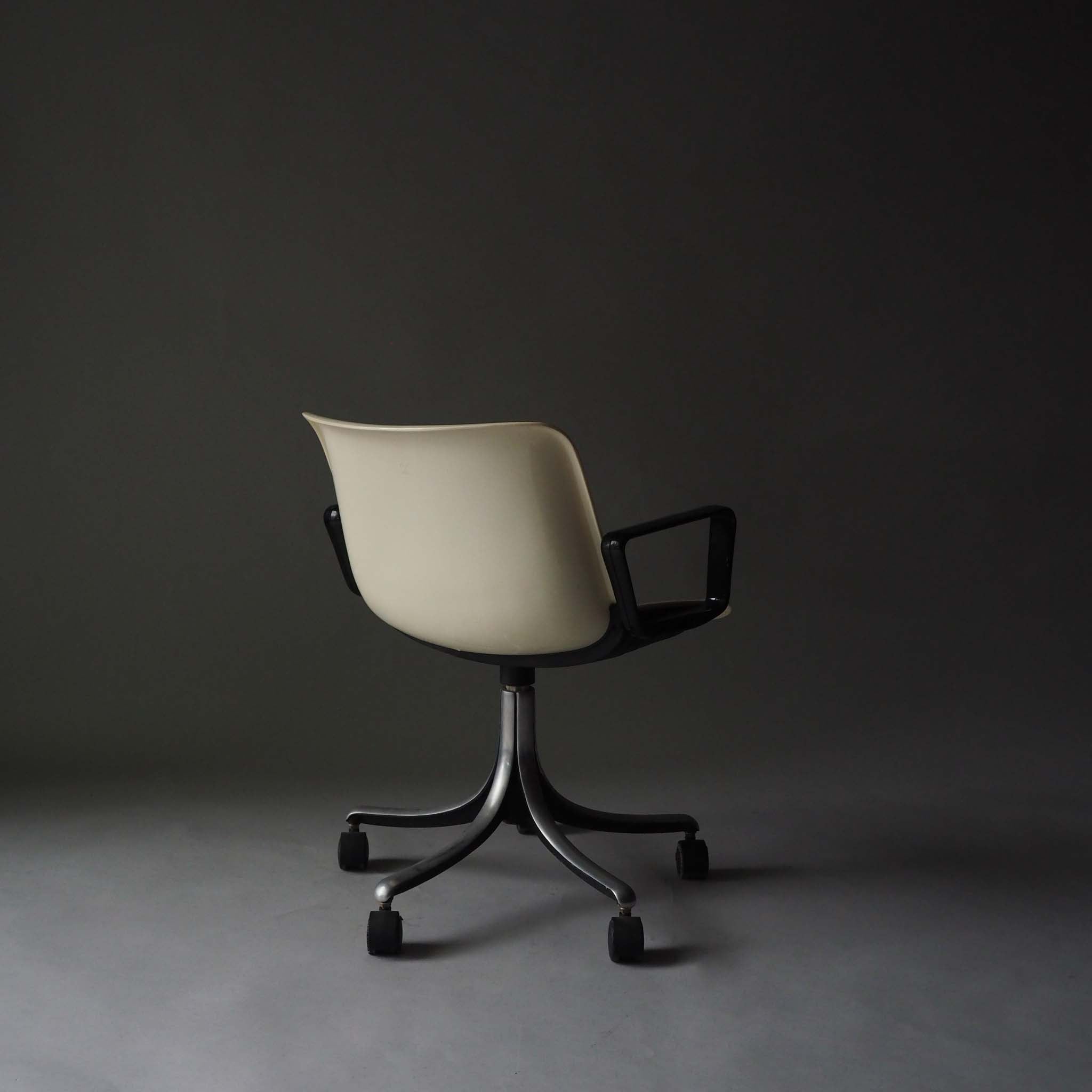 Tecno Office Chair by Osvaldo Borsani For Tecno, 1980s