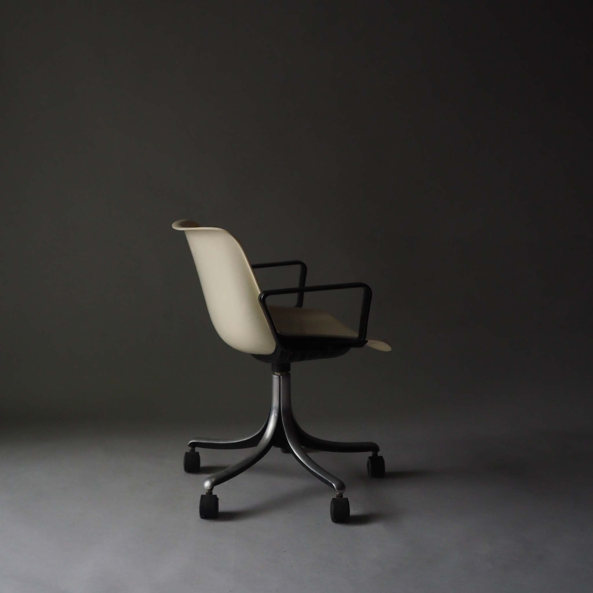 Tecno Office Chair by Osvaldo Borsani For Tecno, 1980s