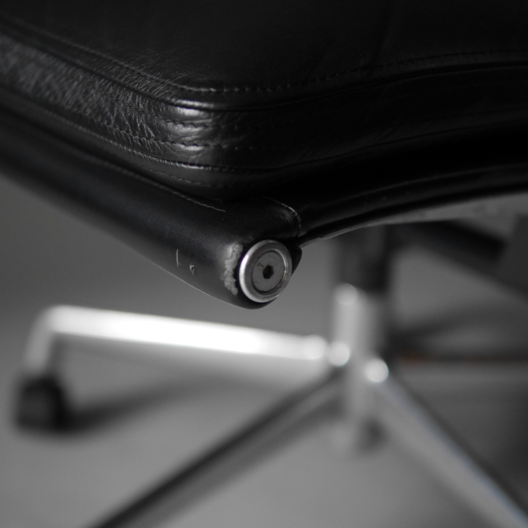 Soft Pad Office Chair by Charles and Ray Eames for Herman Miller, 1990s #41
