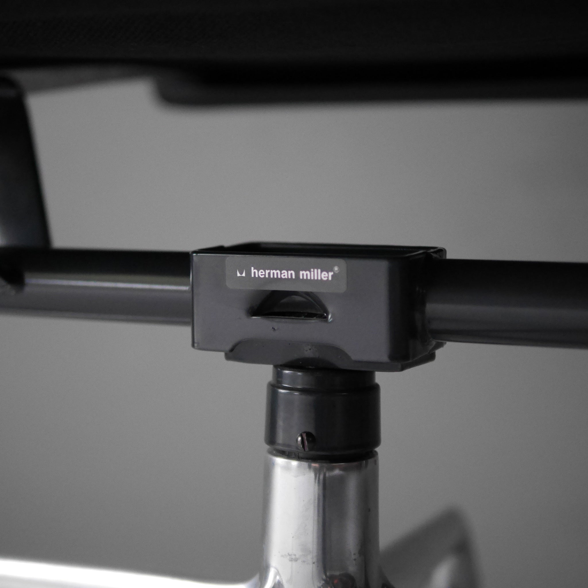 Soft Pad Office Chair by Charles and Ray Eames for Herman Miller, 1990s #42