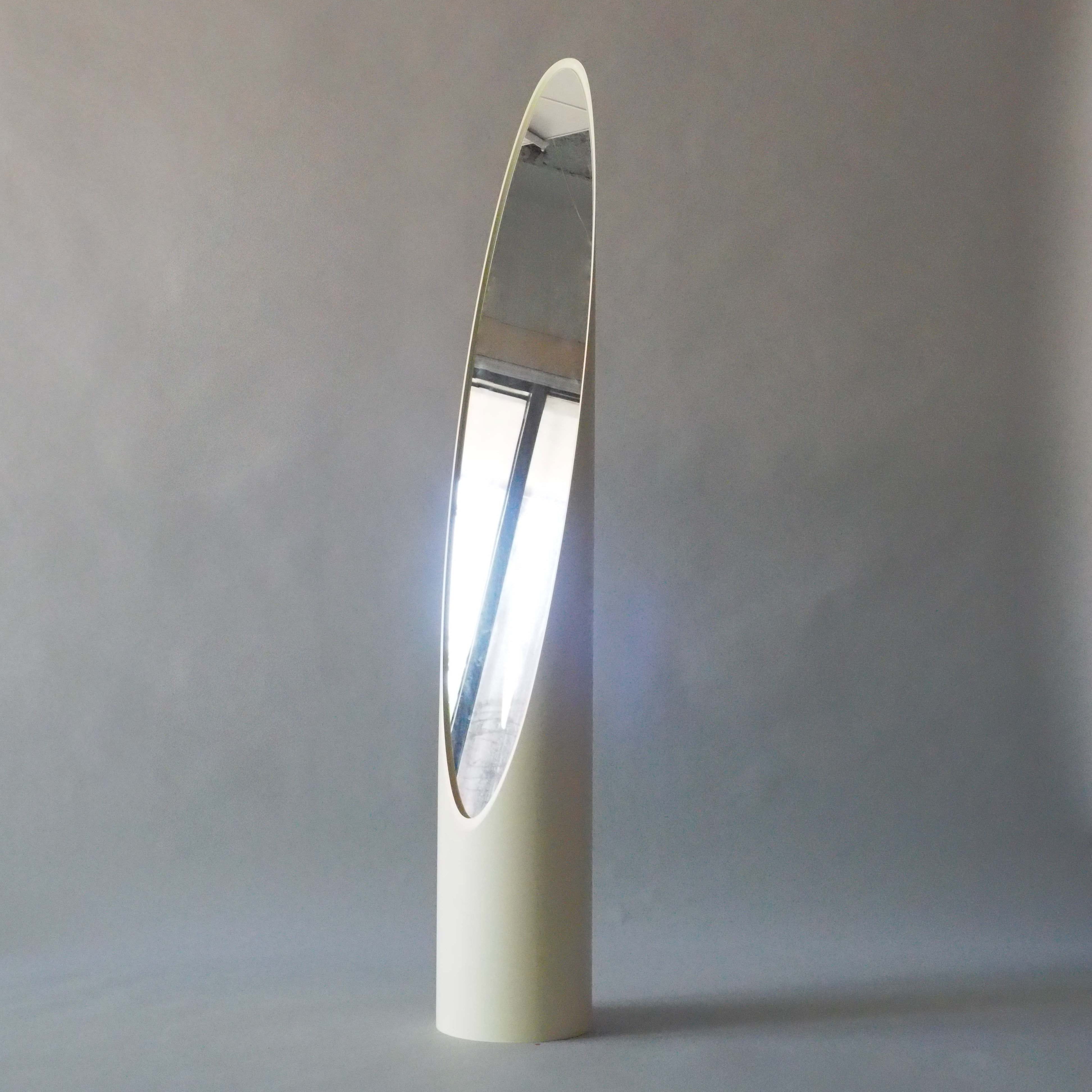 預購收受中 UNGHIA MIRROR 唇膏鏡 - Avorio 象牙白