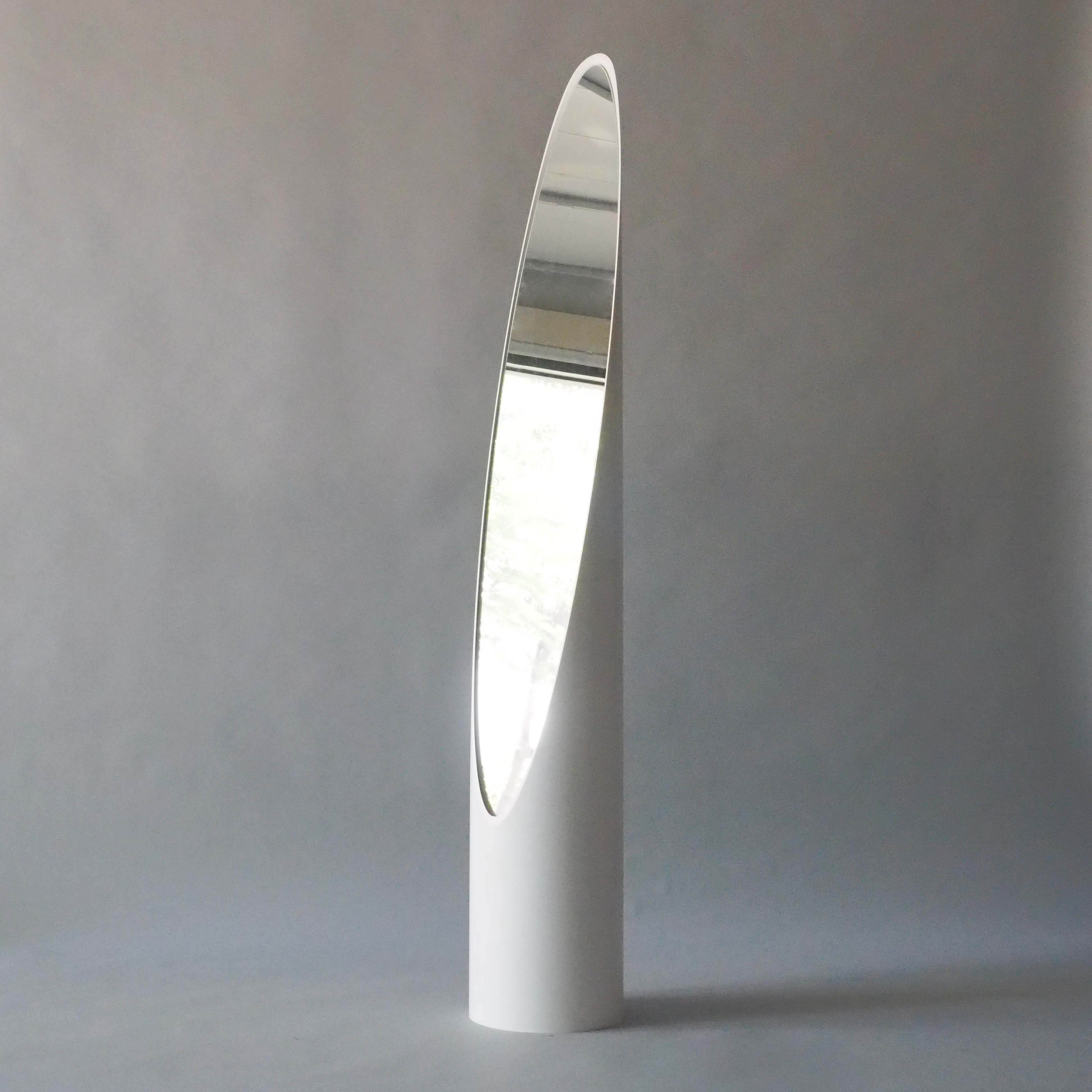 預購收受中 UNGHIA MIRROR 唇膏鏡 - Pure White 白色