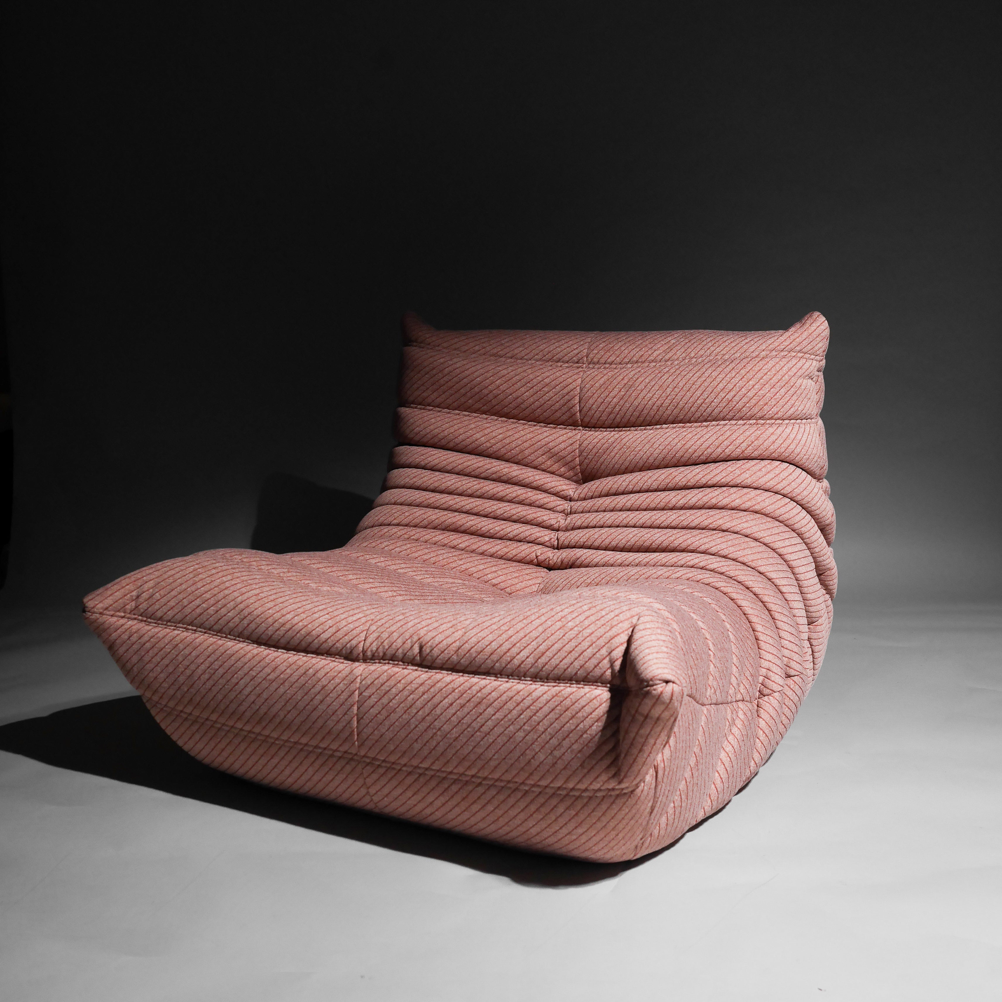 LIGNE ROSET JP TOGO, Rank H_斜紋