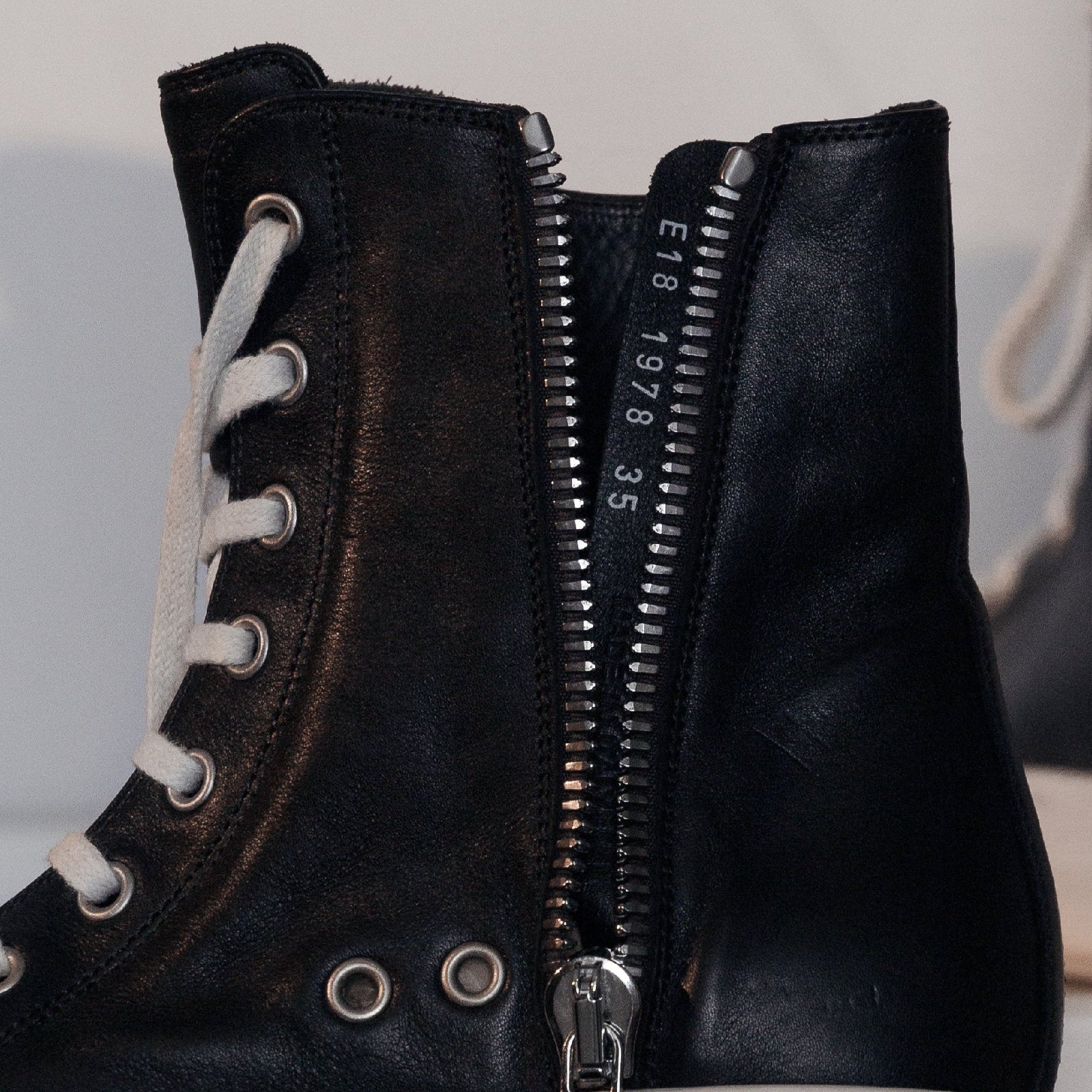 Rick Owens Mainline Ramones, Calf Leather  SZ: 35
