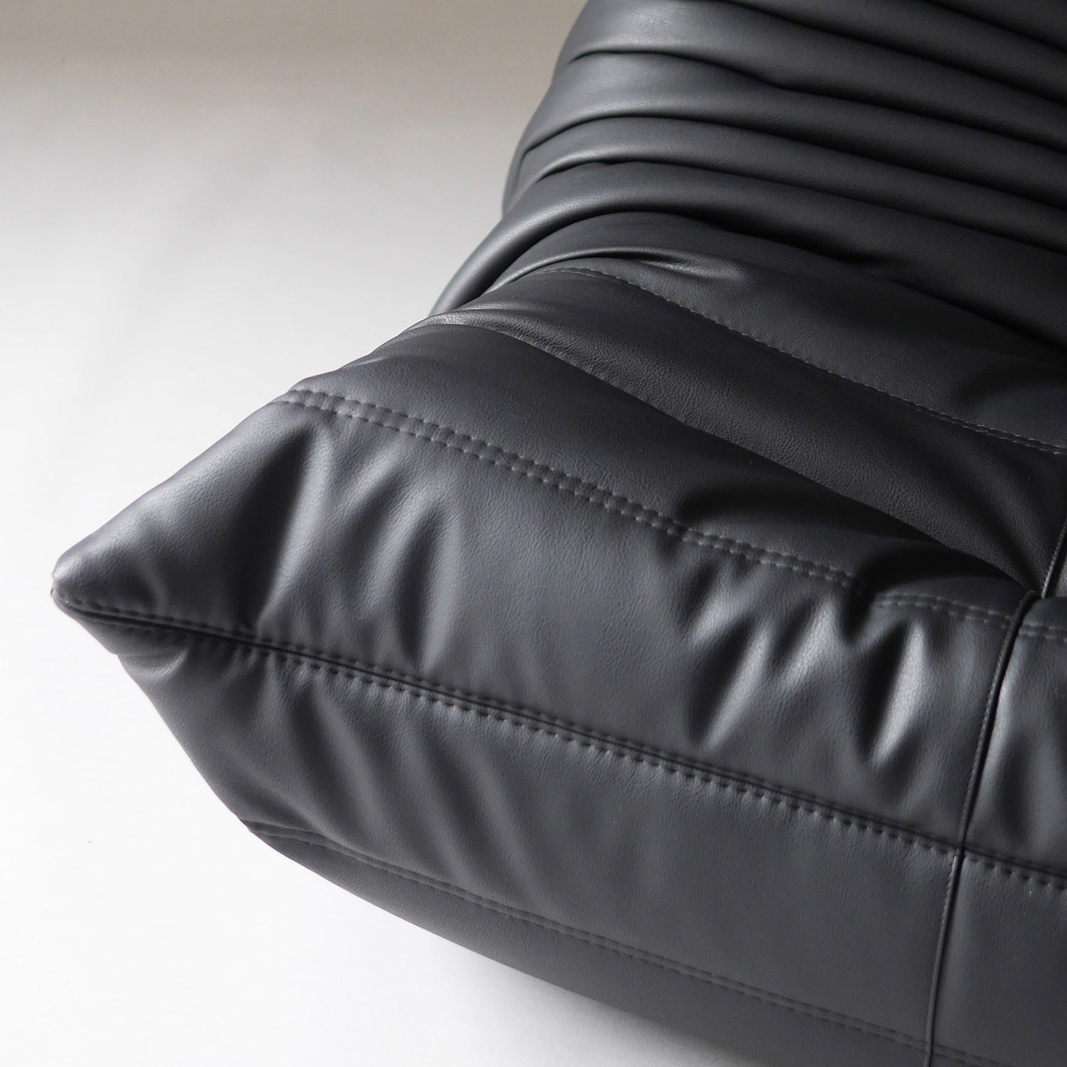 8月到貨 LIGNE ROSET JP TOGO, 科技皮革, 3P 三人沙發
