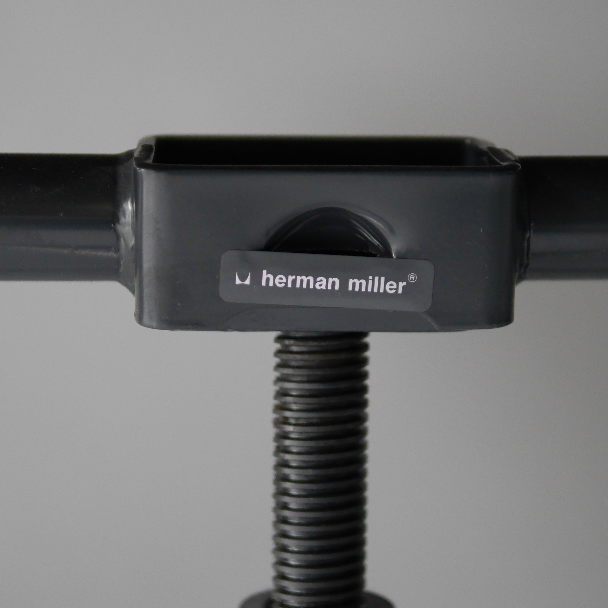 Soft Pad Office Chair by Charles and Ray Eames for Herman Miller, 1990s #14