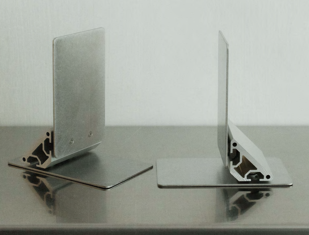 AL-RESEARCH Book End by Mo_&_A