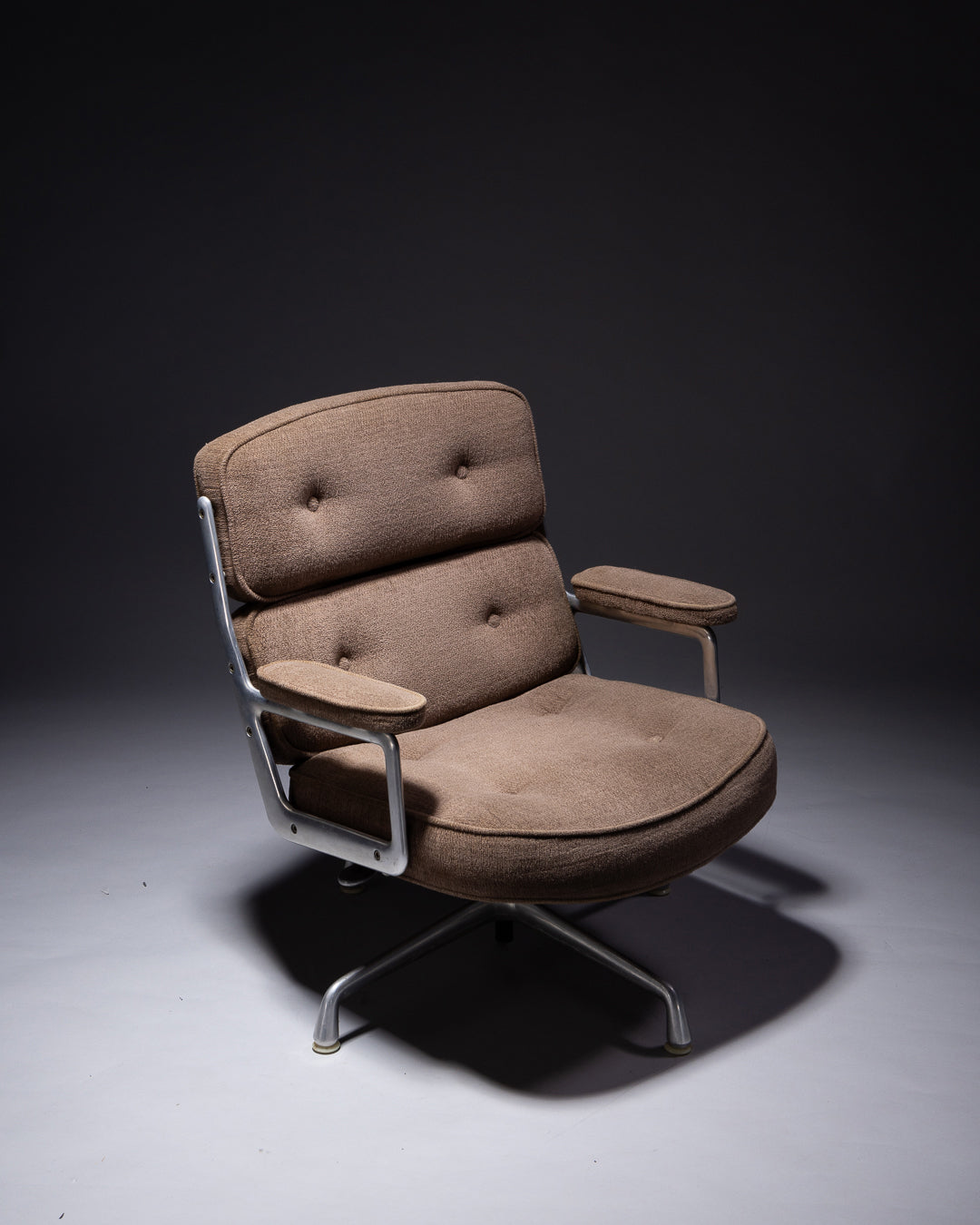 Eames Time Life Lounge Chair by Charles and Ray Eames for Herman Miller, 1961 Brown