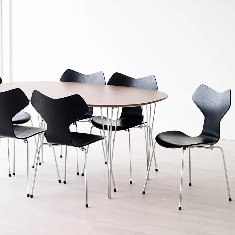預購收受中 B616 Superellipse Dining Table,Walnut/Chrome, Fritz Hansen