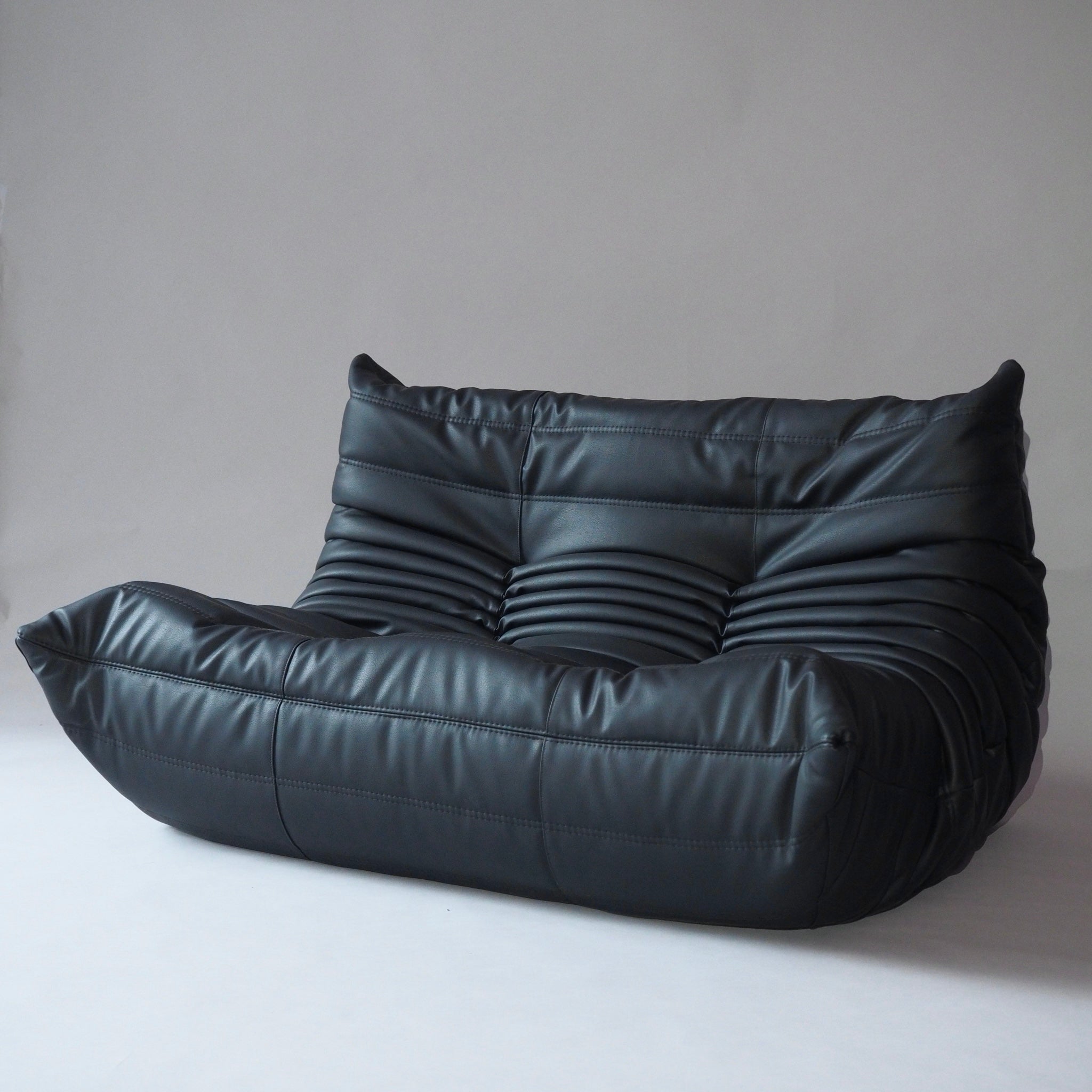 LIGNE ROSET JP TOGO, 科技皮革