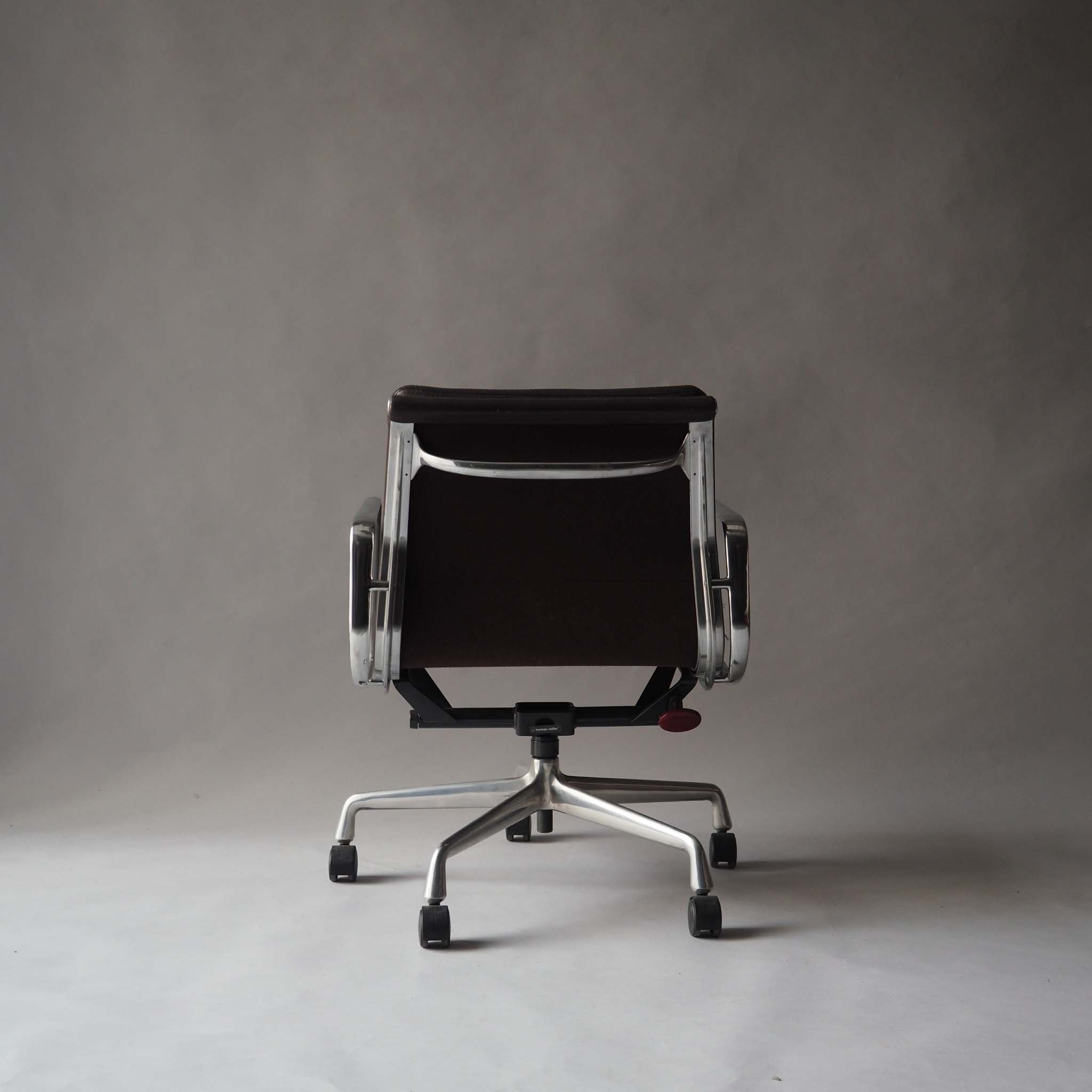 Soft Pad Office Chair by Charles and Ray Eames for Herman Miller, 1990s #13