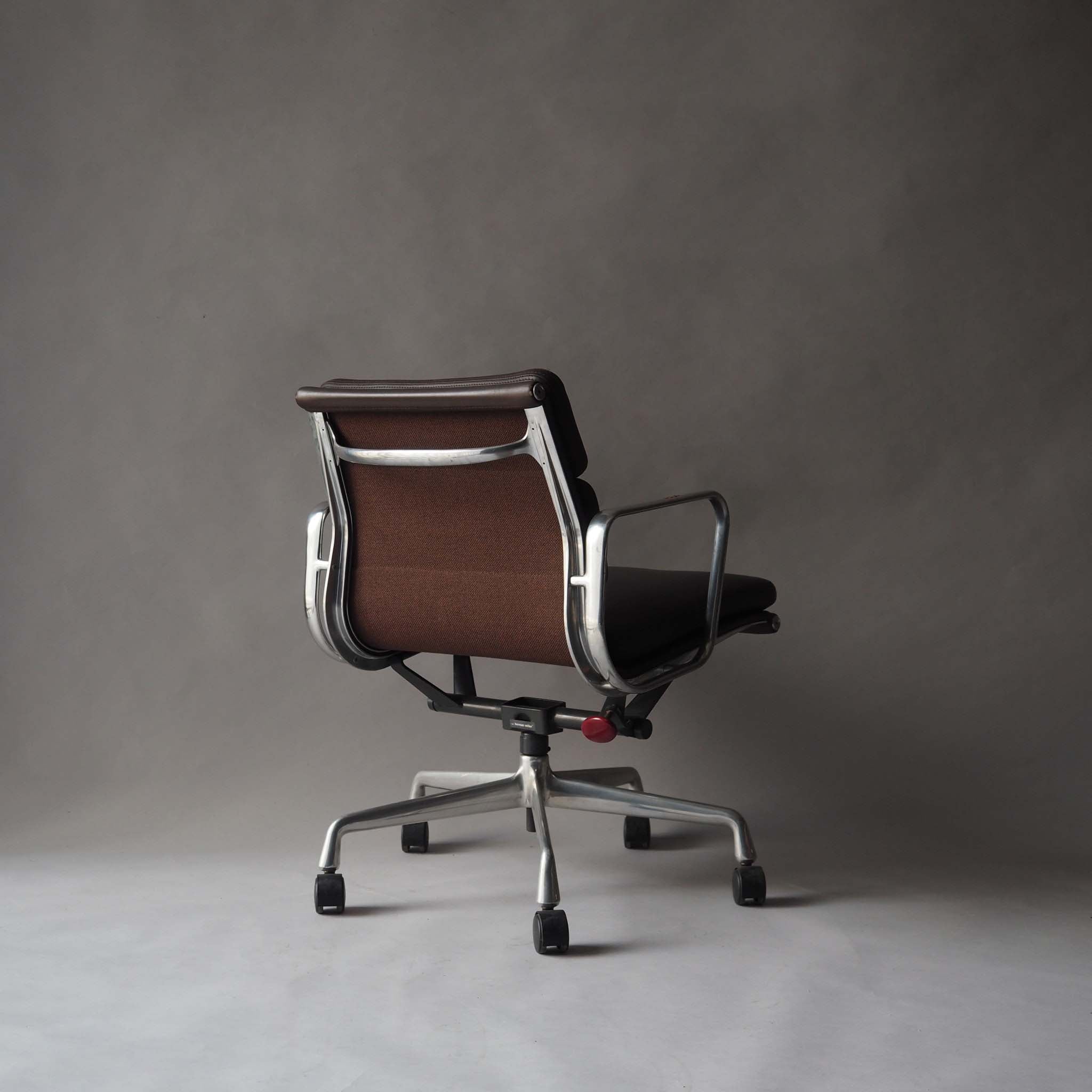 Soft Pad Office Chair by Charles and Ray Eames for Herman Miller, 1990s #4