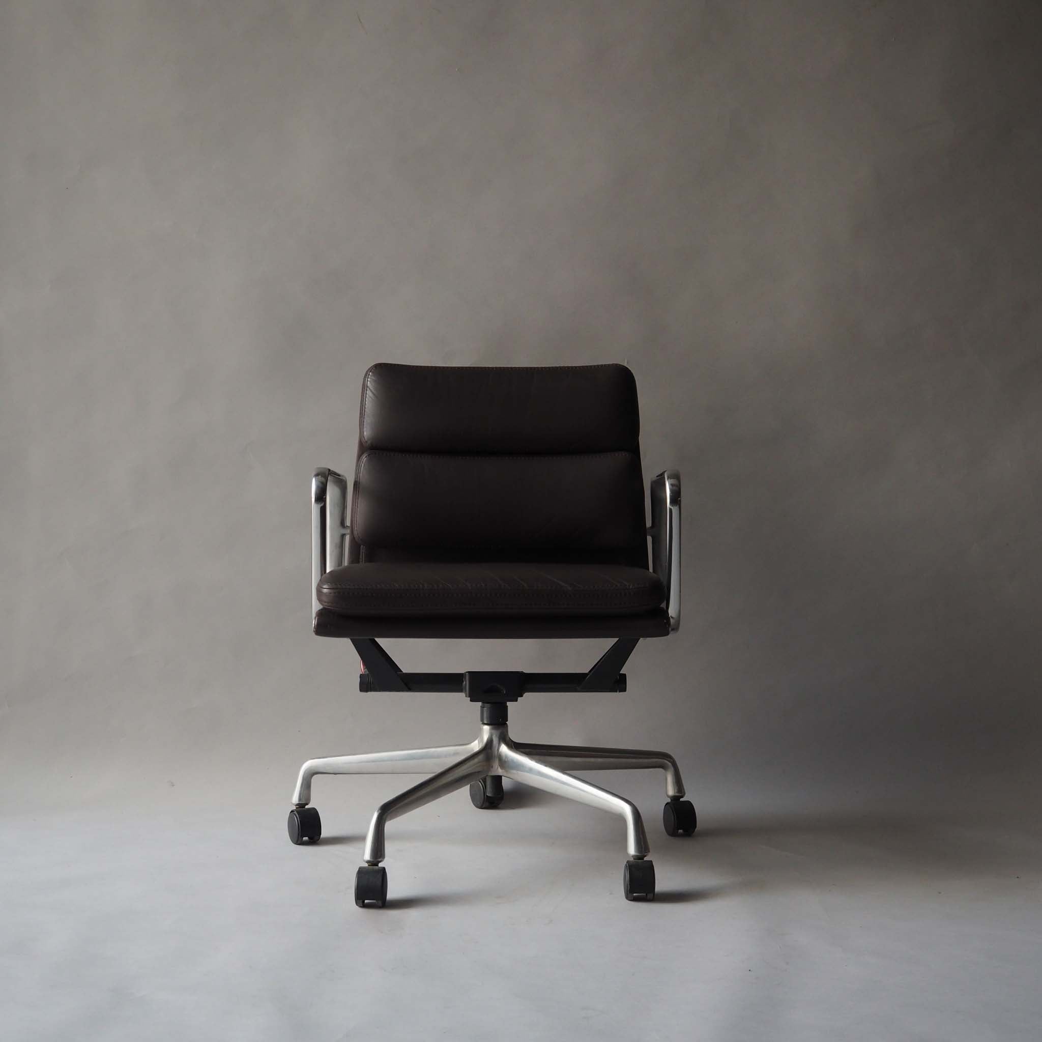 Soft Pad Office Chair by Charles and Ray Eames for Herman Miller, 1990s #40