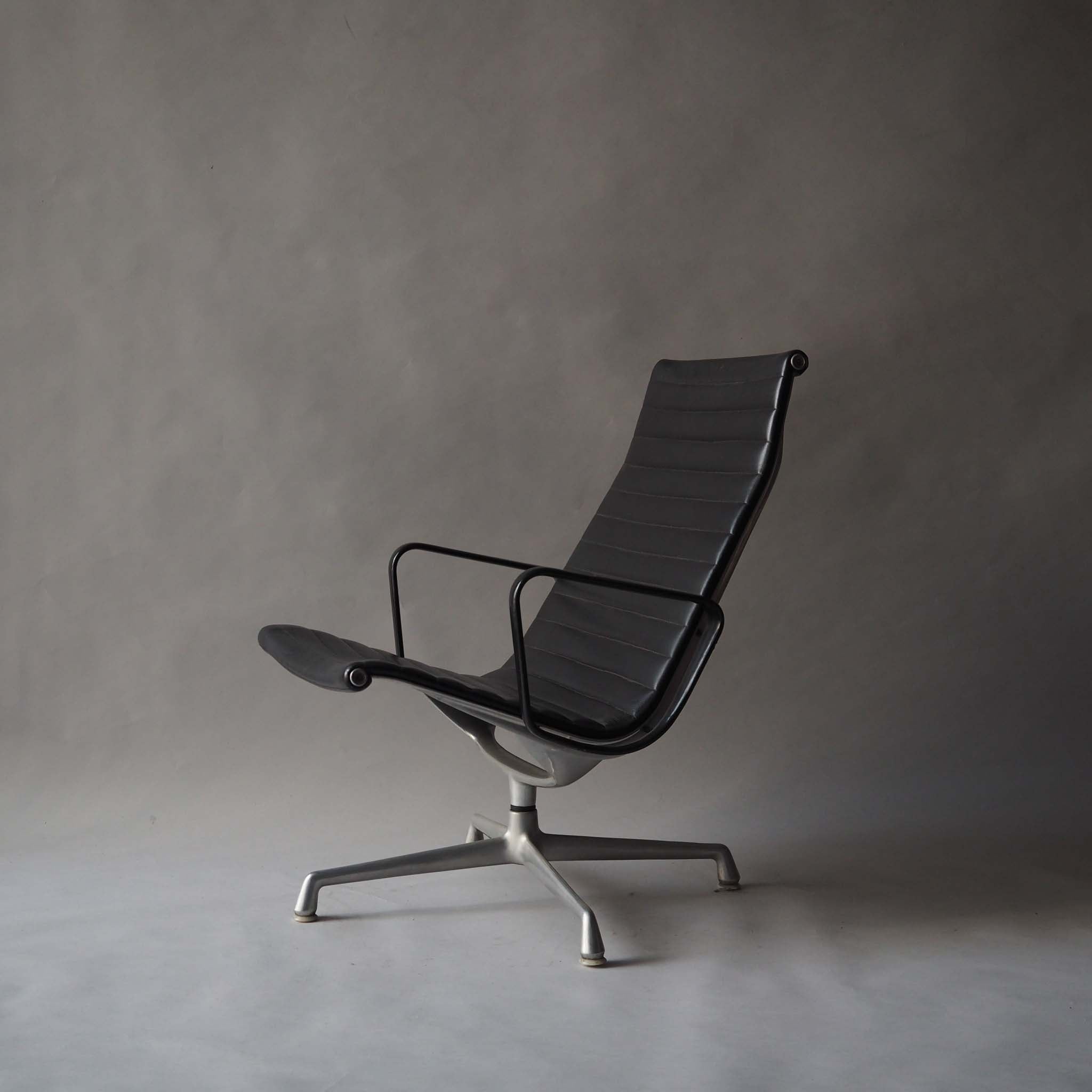 Eames AG Lounge Chair by Charles and Ray Eames for Herman Miller, 1990s #A4