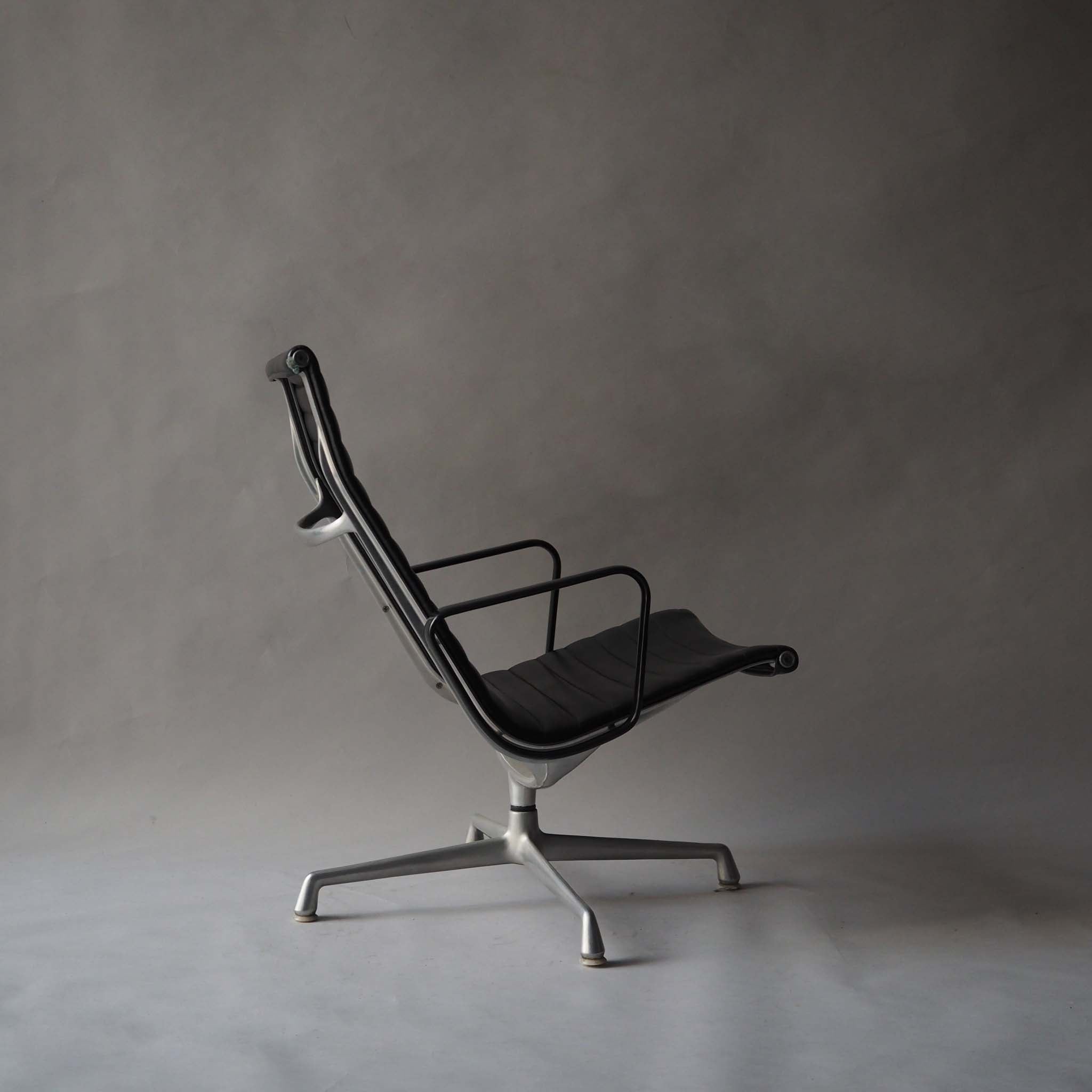 Eames AG Lounge Chair by Charles and Ray Eames for Herman Miller, 1990s #A4