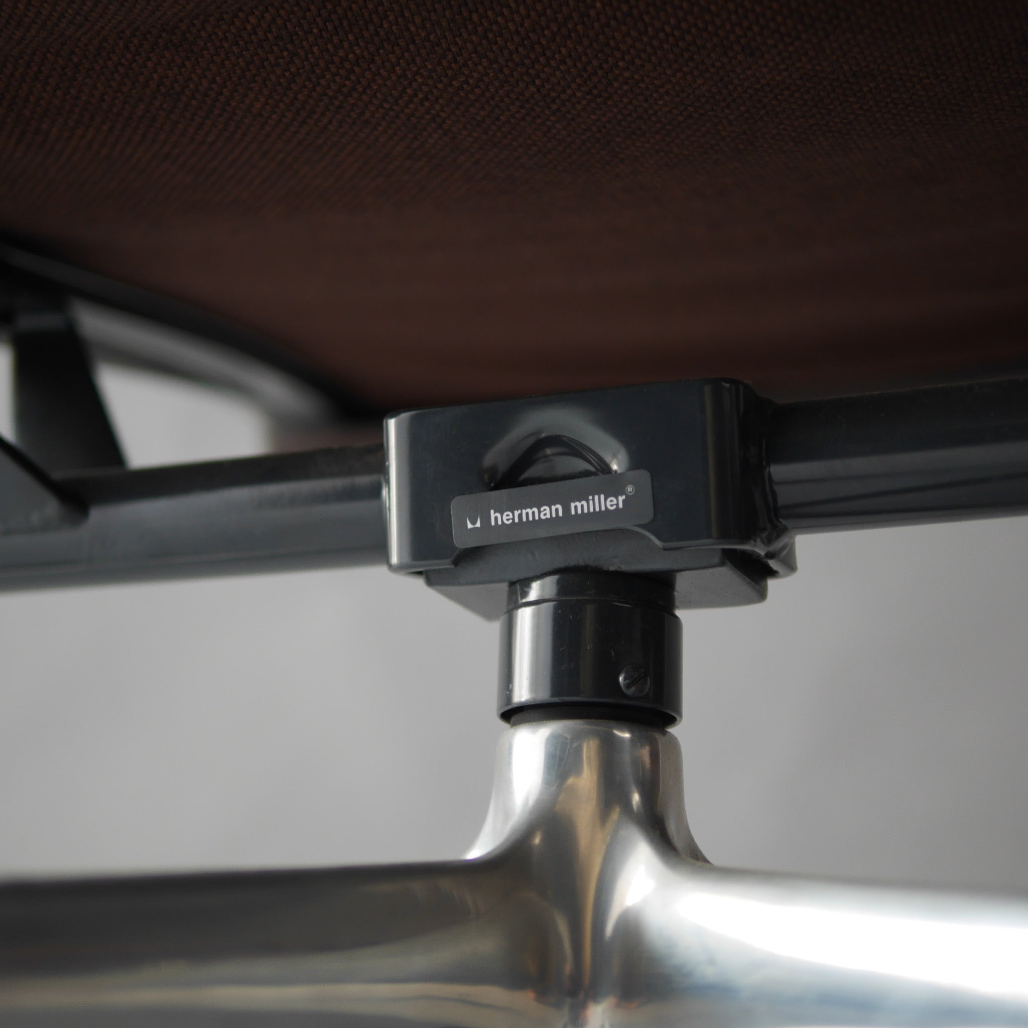 Soft Pad Office Chair by Charles and Ray Eames for Herman Miller, 1990s #13