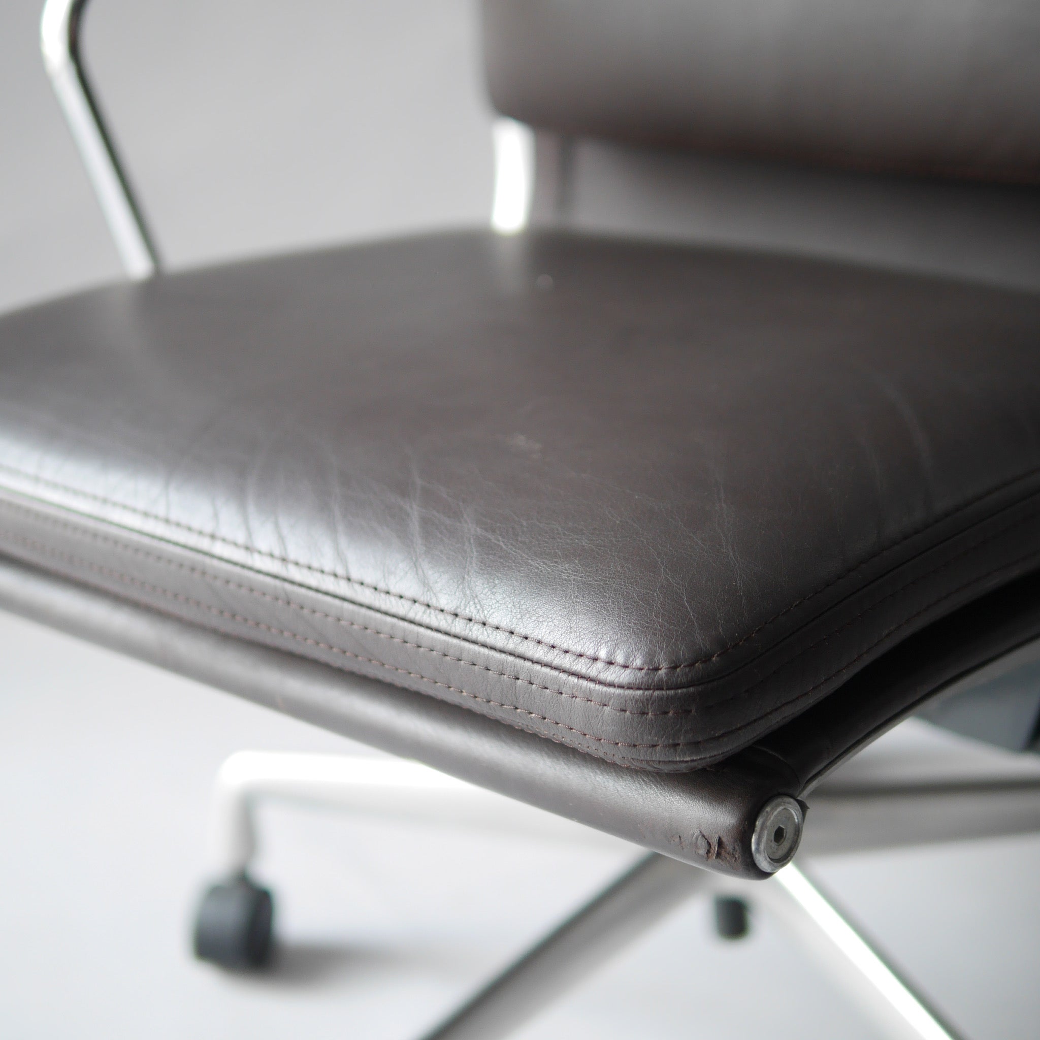 Soft Pad Office Chair by Charles and Ray Eames for Herman Miller, 1990s #13