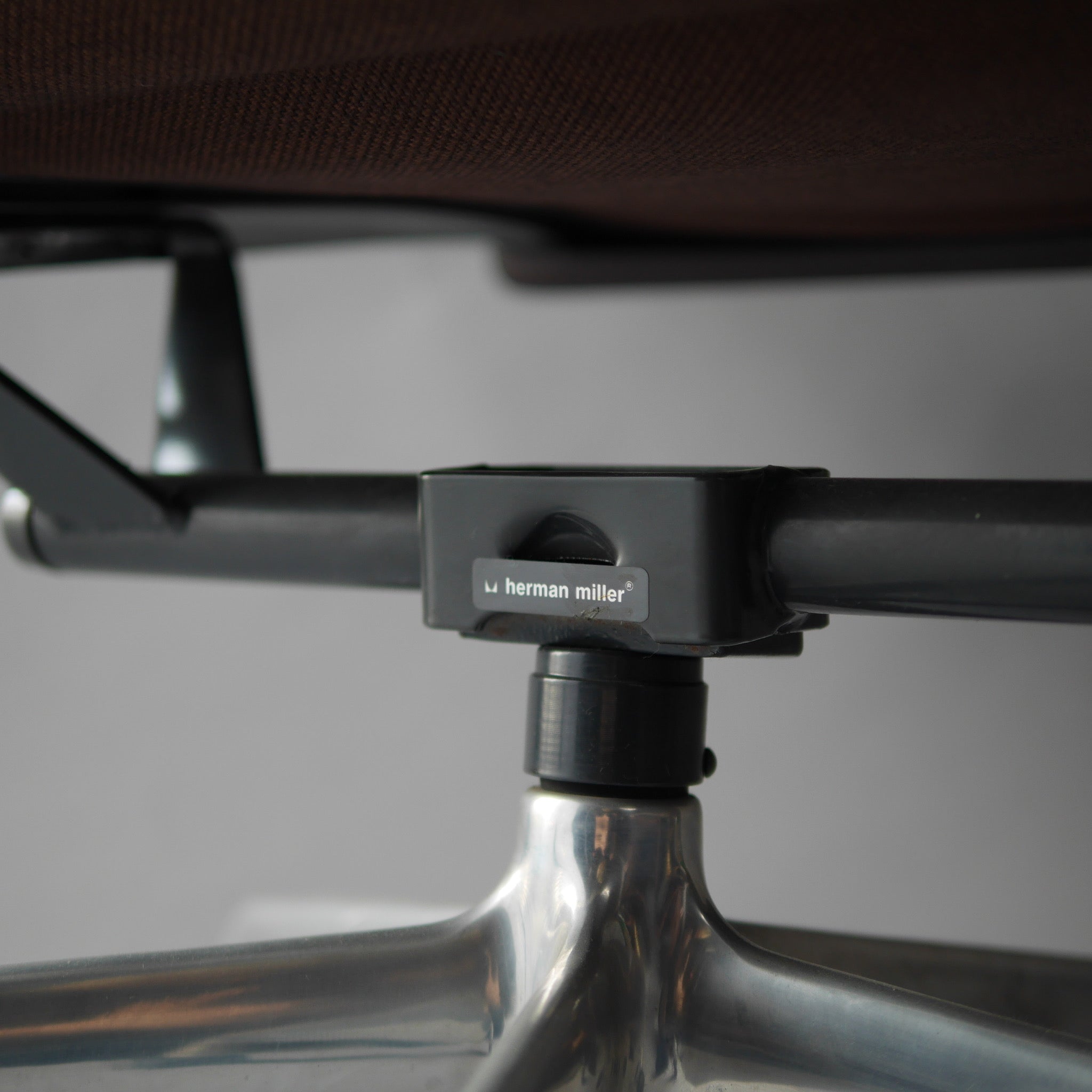 Soft Pad Office Chair by Charles and Ray Eames for Herman Miller, 1990s #4