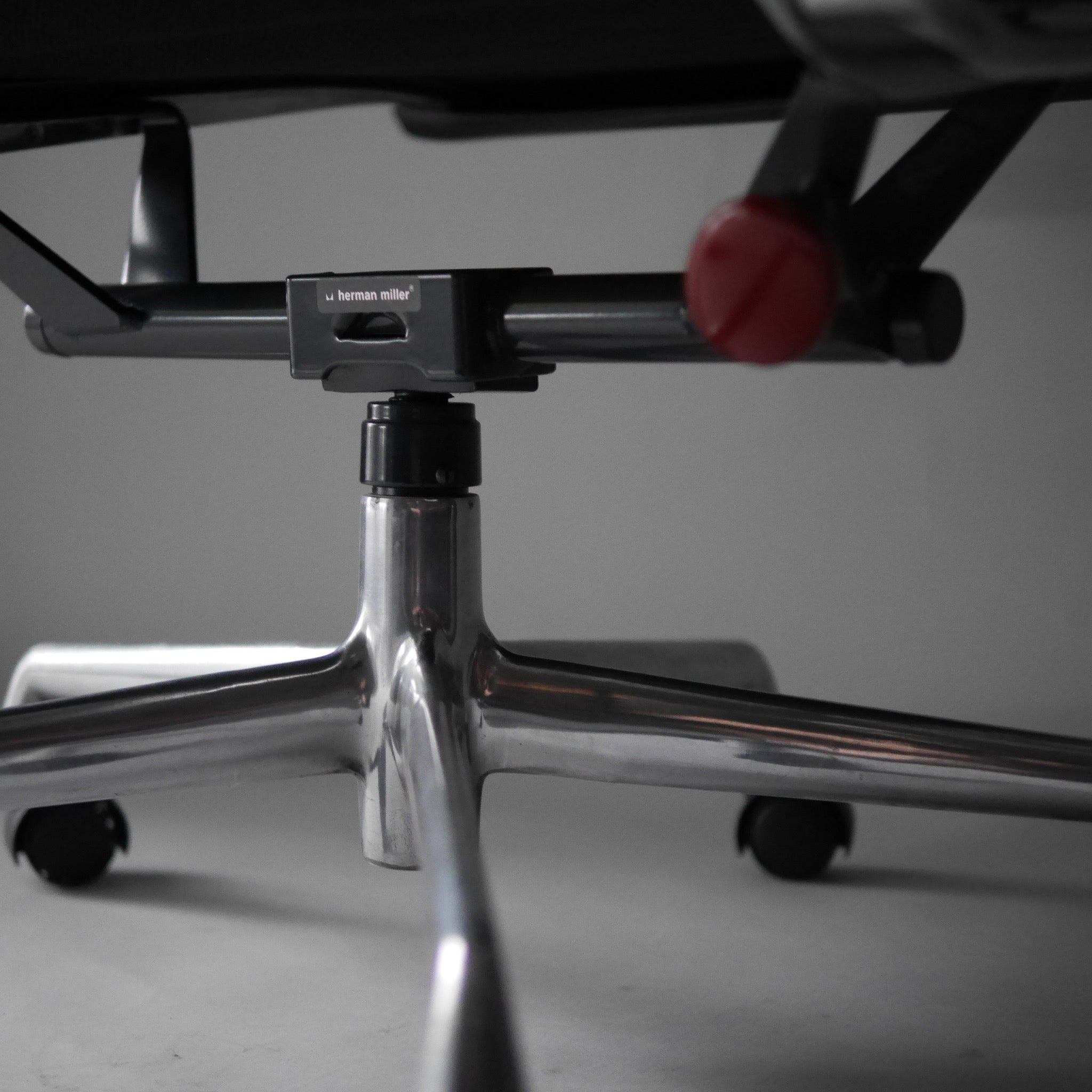 Soft Pad Office Chair by Charles and Ray Eames for Herman Miller, 1990s #44