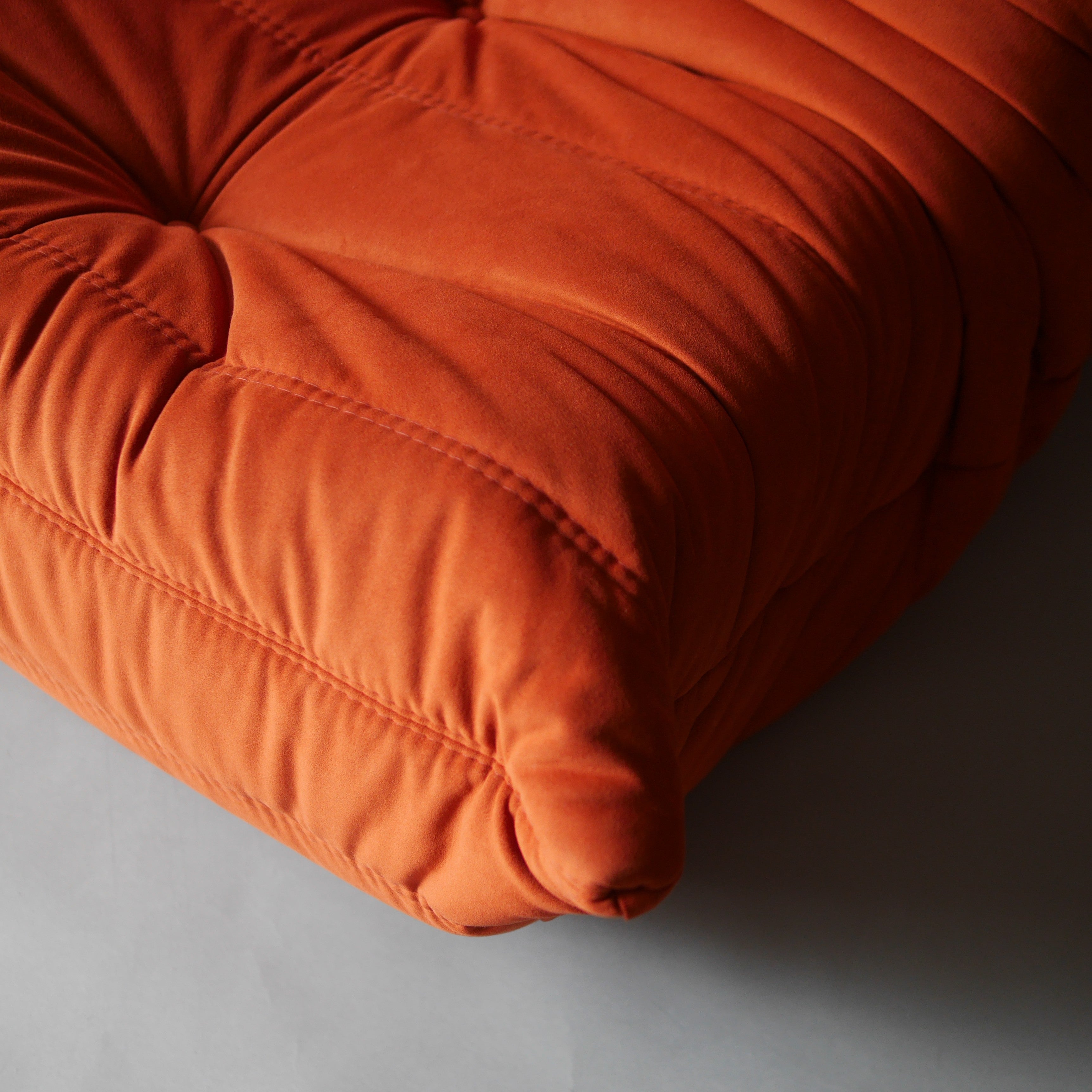現貨 LIGNE ROSET JP TOGO, HP 8253 Terracotta, 1P 單人沙發