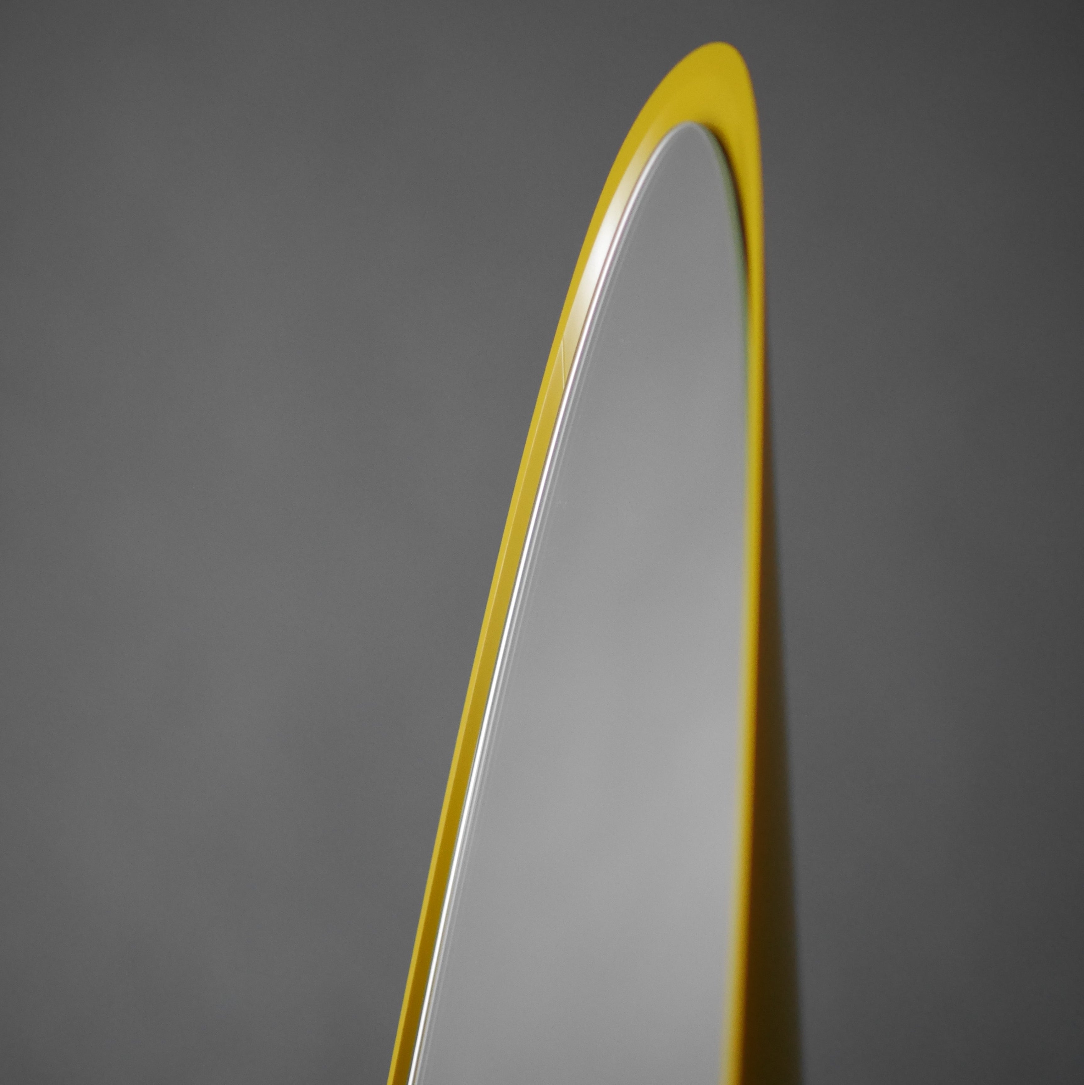 現貨 UNGHIA MIRROR 唇膏鏡 - 黃色 Traffic Yellow