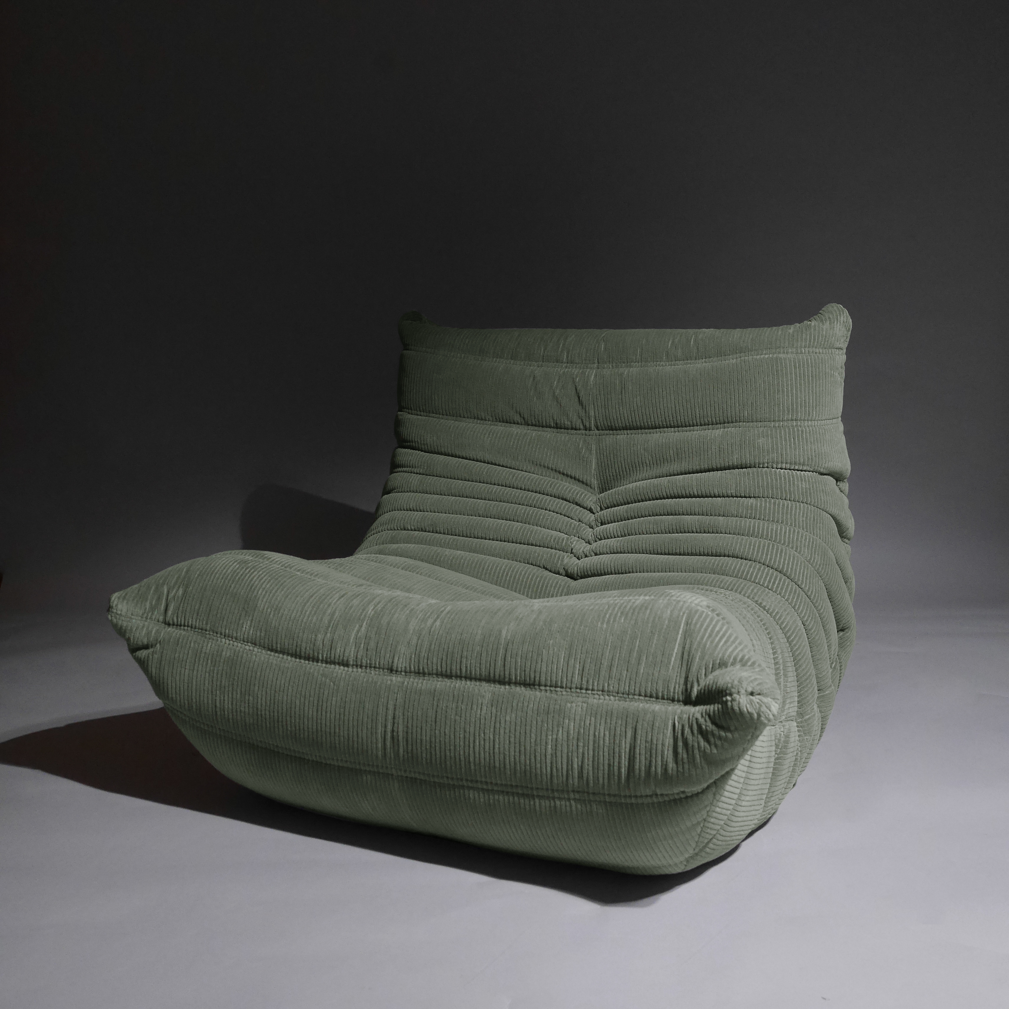 LIGNE ROSET JP TOGO, Rank H_直紋